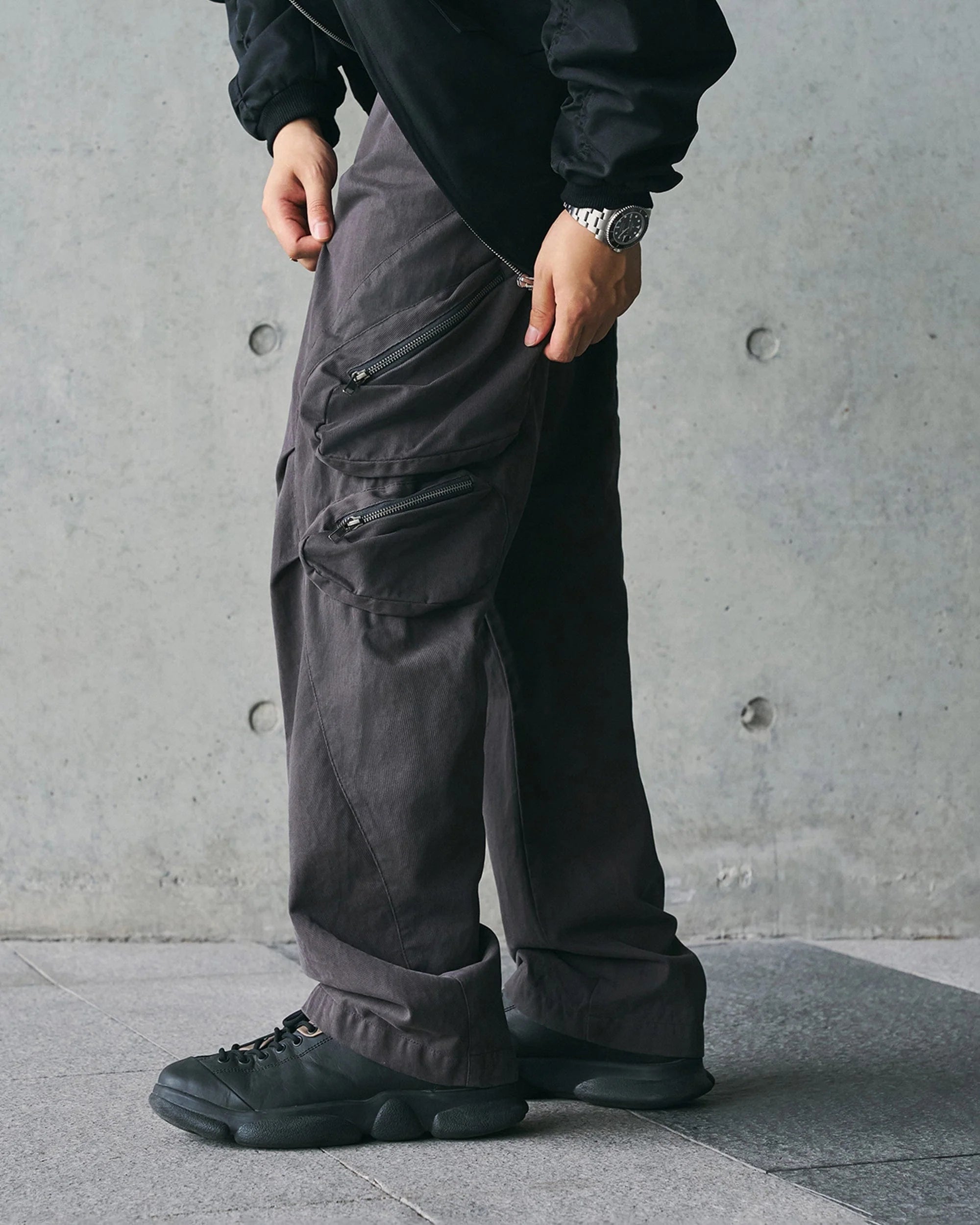 ENSHADOWER Modern Pleated Zipper Tactical Cargo