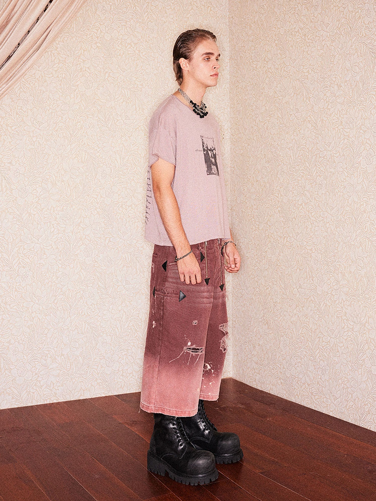 RICHILL Distressed Fade Washed Arrow Zipper Shorts