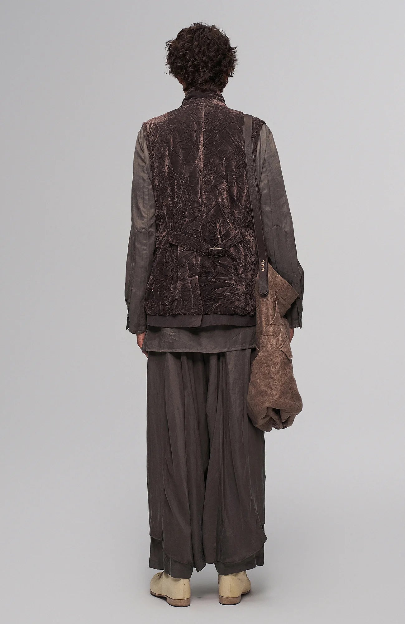 ILNya Nieternite Nifutur Oversized Linen Horsehide-Strap Messenger Bag