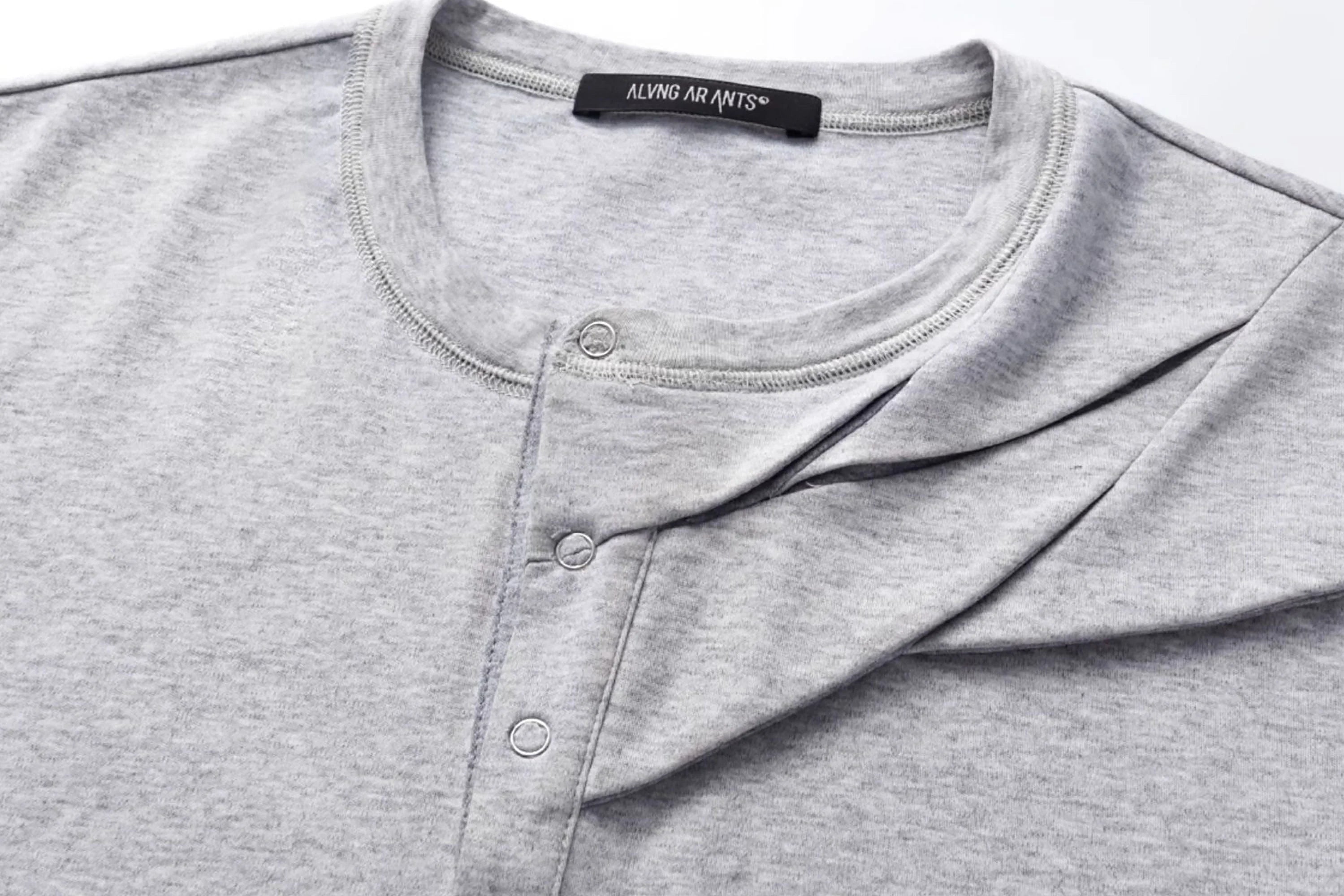 ALVNG AR ANTS Slash Pleated Shoulder Spliced Henley T-Shirt
