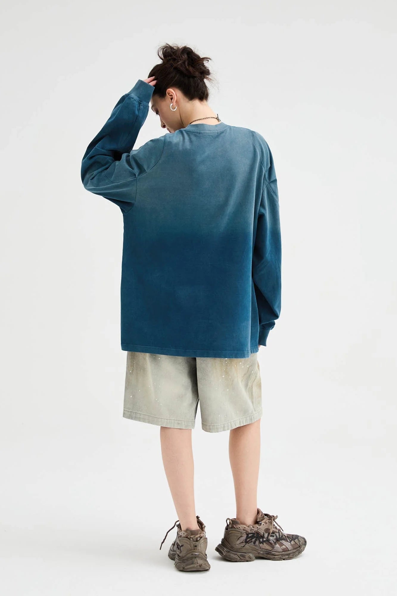 ORGANIC EMOTION Iceberg Gradient Long-Sleeve Tee