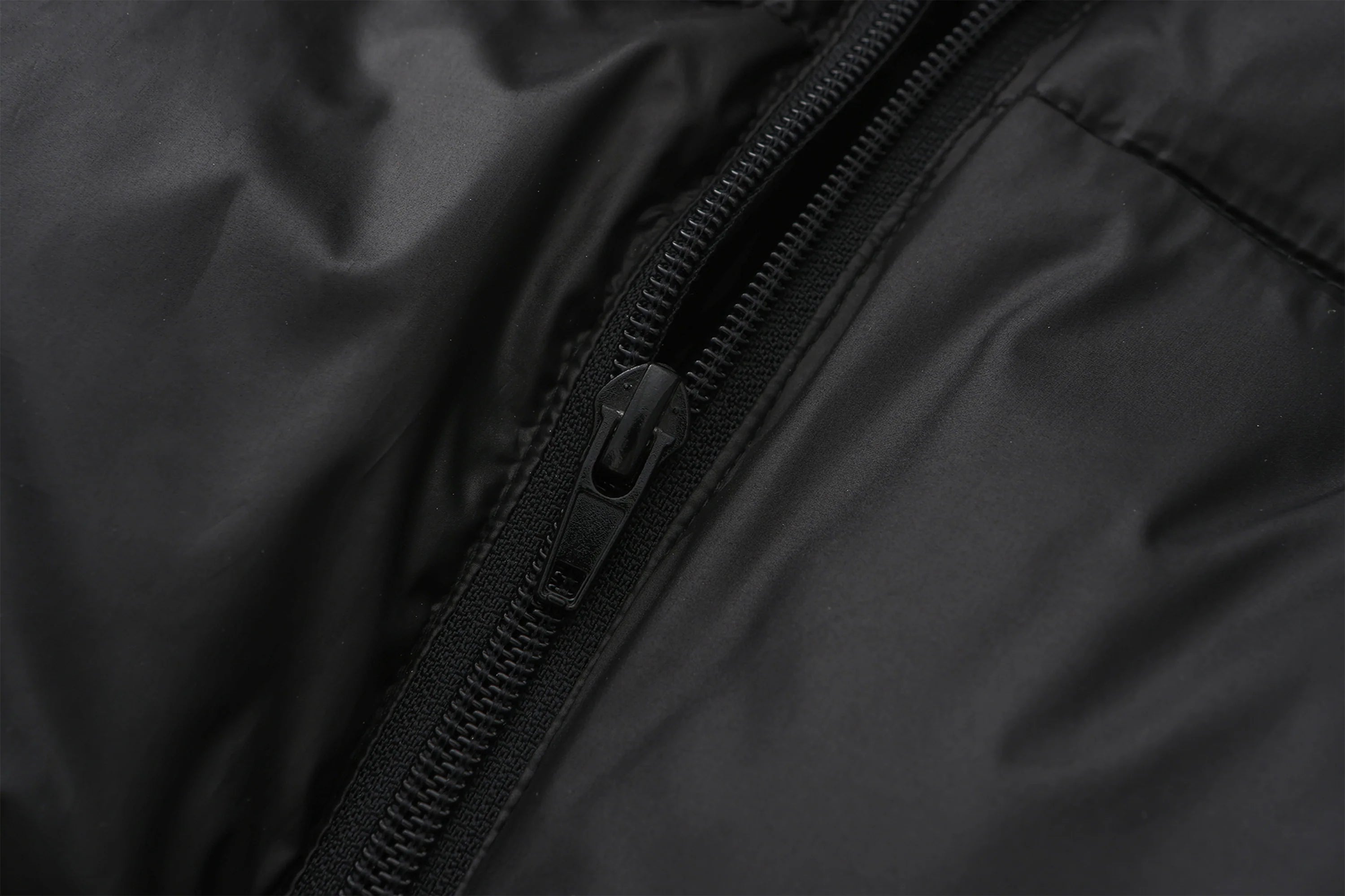 VANN VALRENCE Classic Stand-Collared Duck-Down Oversized Jacket