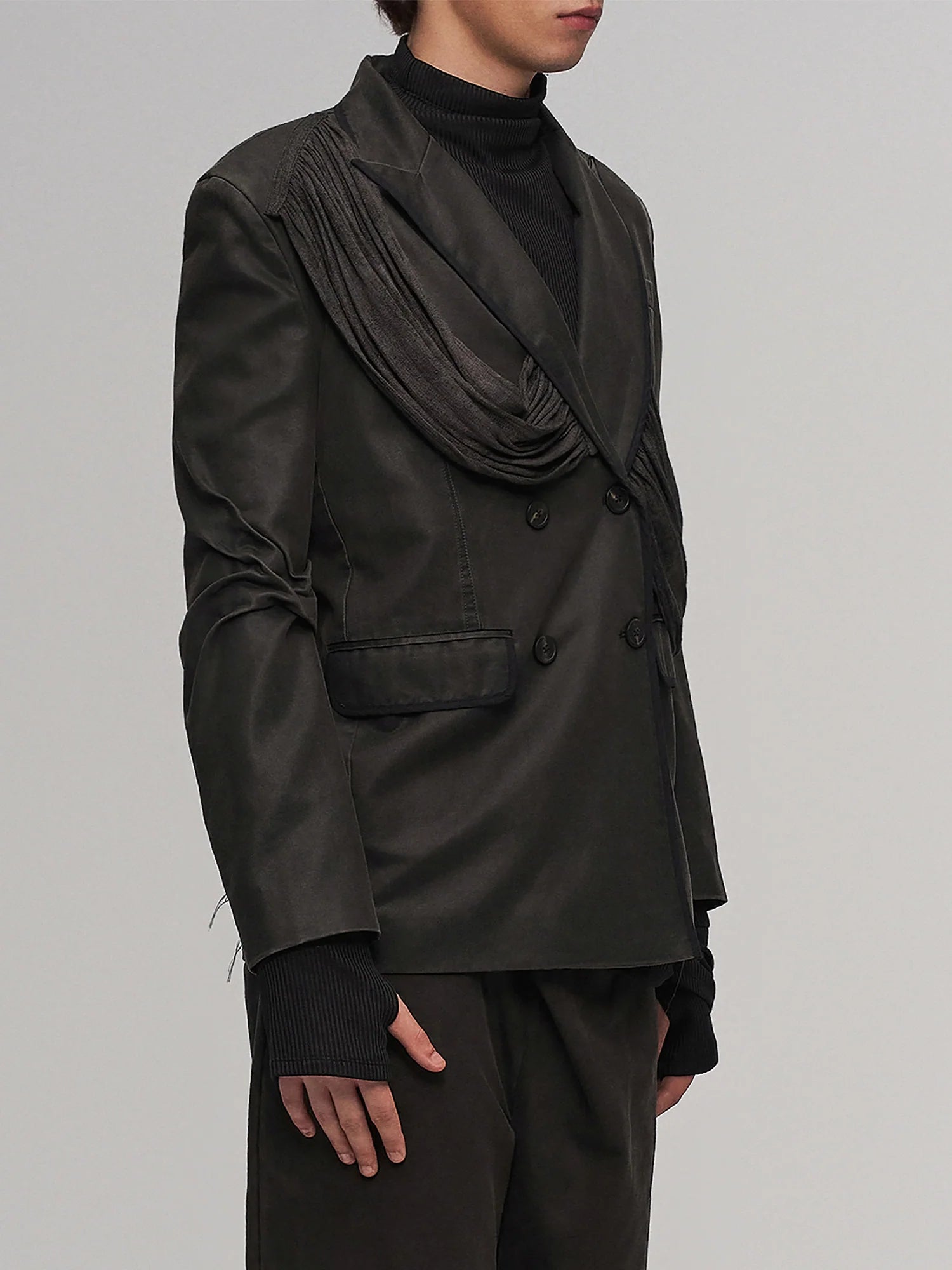ILNya Nieternite Nifutur Crinkled Strap-Draped Panel Blazer