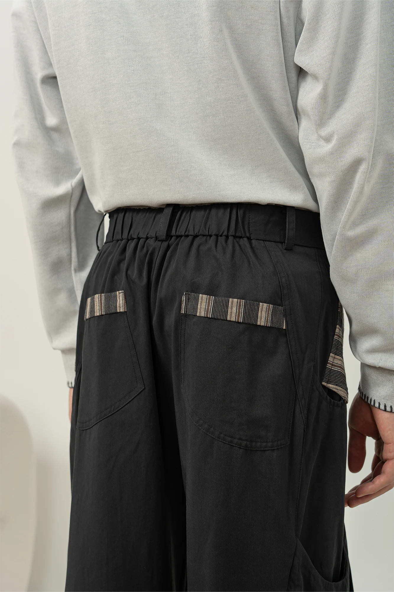 MOITIEDEPETALE Pleated Panel Oversized Cargo Pants