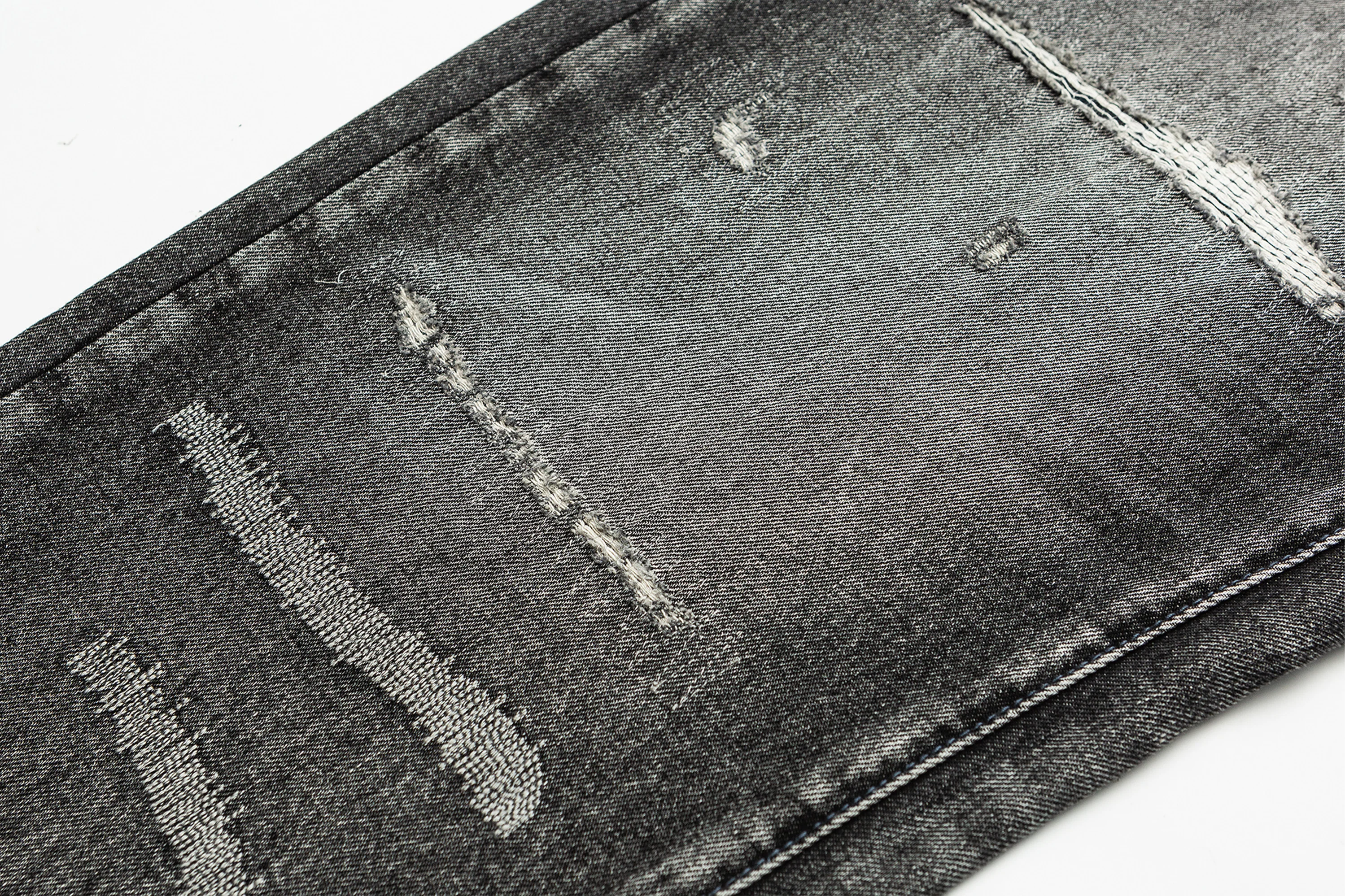 ME DA IGUAL Washed Destroyed Patch Straight-Leg Jeans