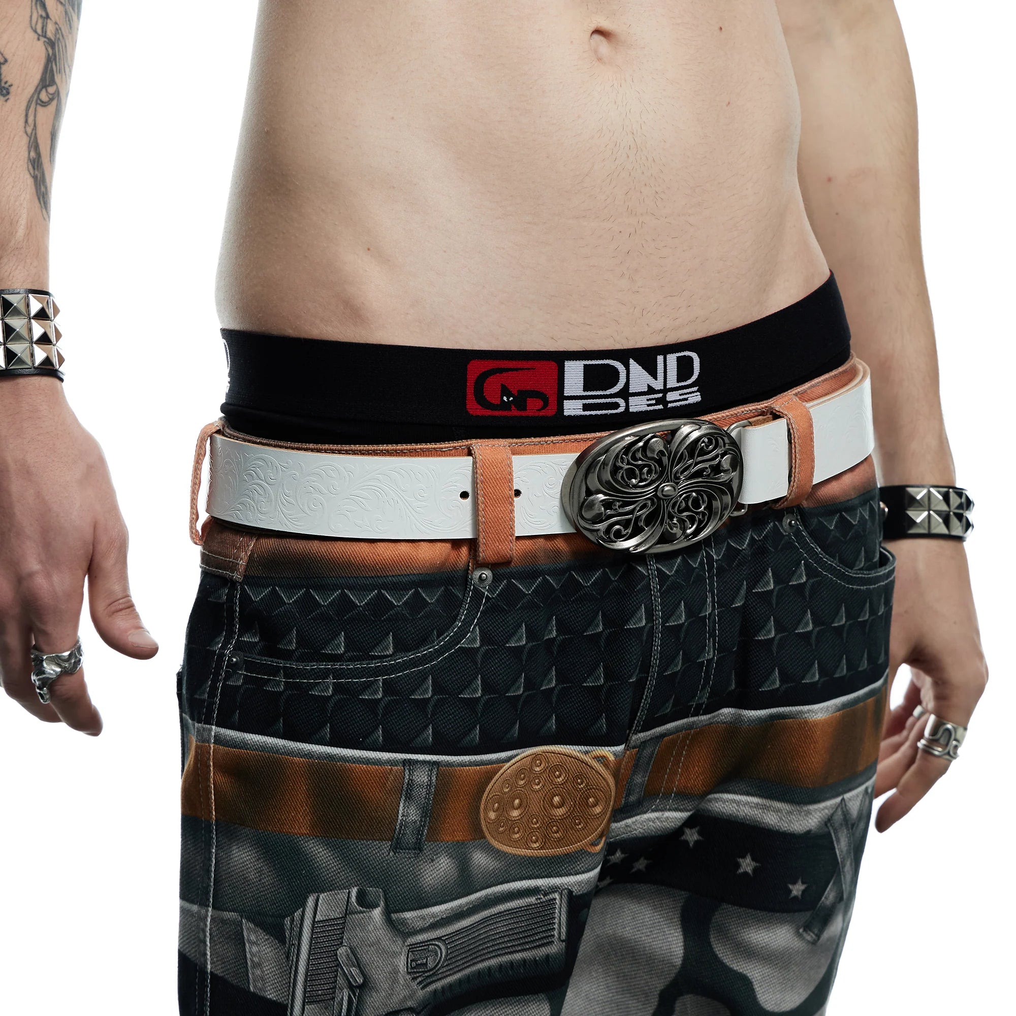 DND4DES Filigree Buckle Cowhide Leather Belt White