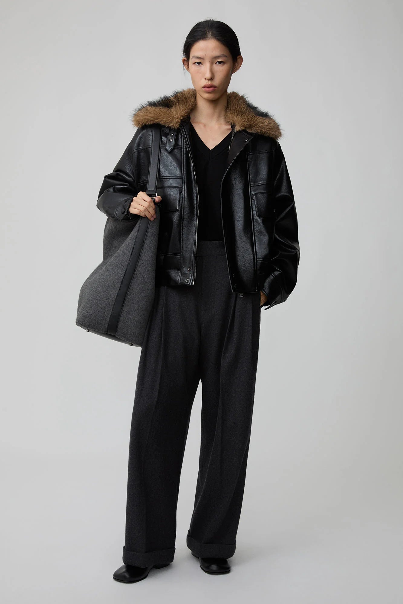 OPICLOTH Detachable Faux Fur-Collar PU Bomber
