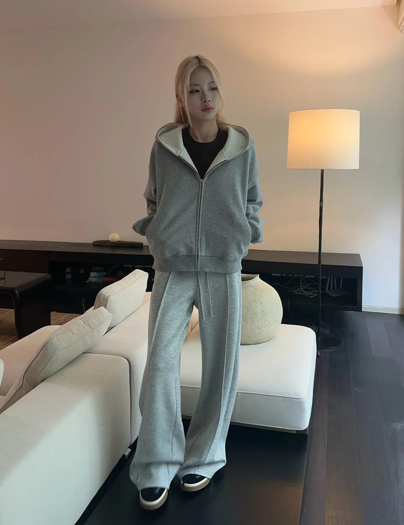 OKAYTHXBYE Essential Sherpa-Lined Boxy Zip Hoodie