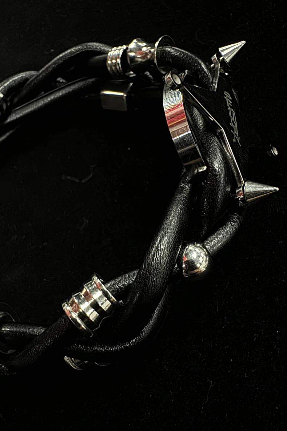 ILLUSORY Four-Point Star Braided Faux Leather Bracelet