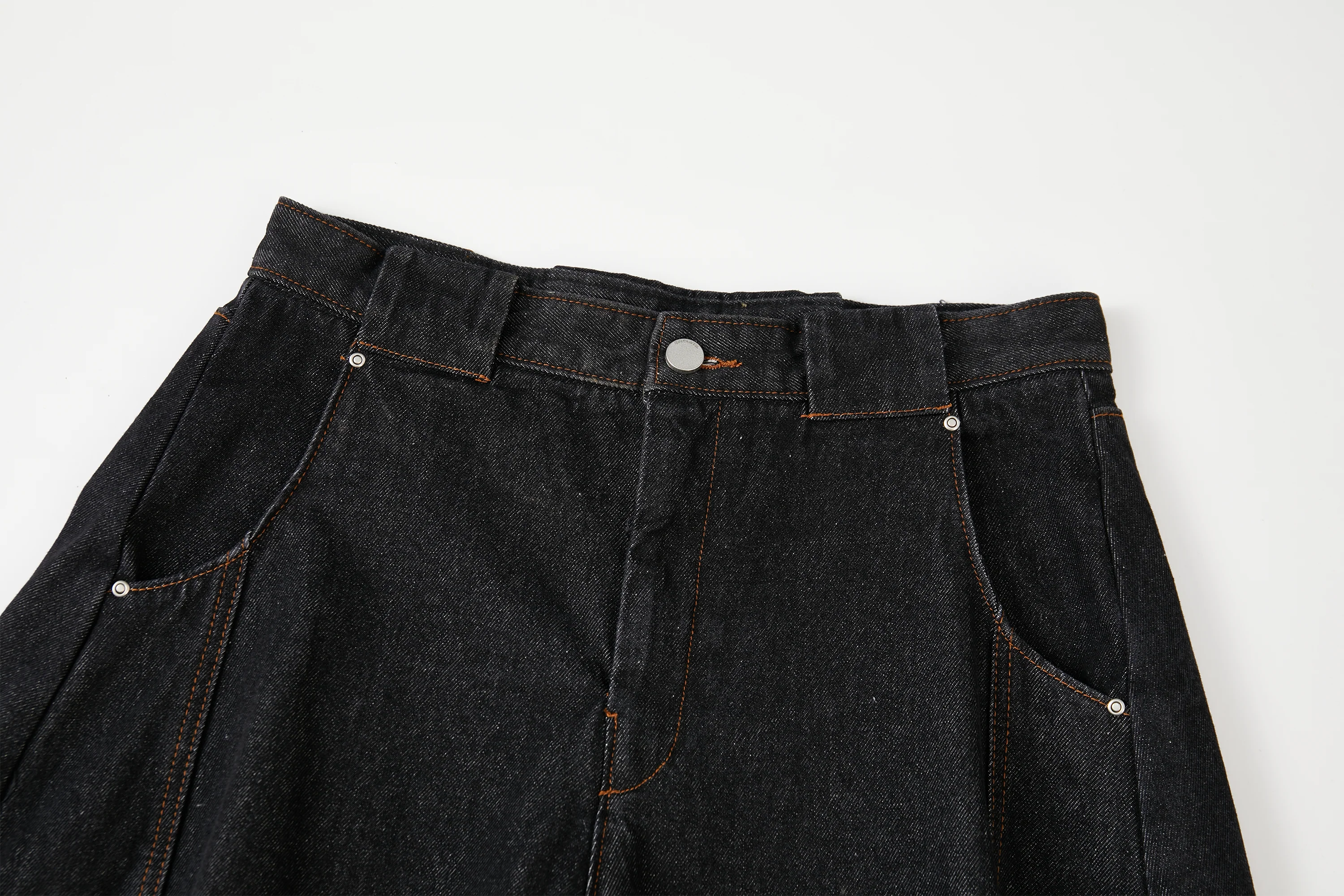 OPICLOTH Curved Panel Oversized Raw Jeans