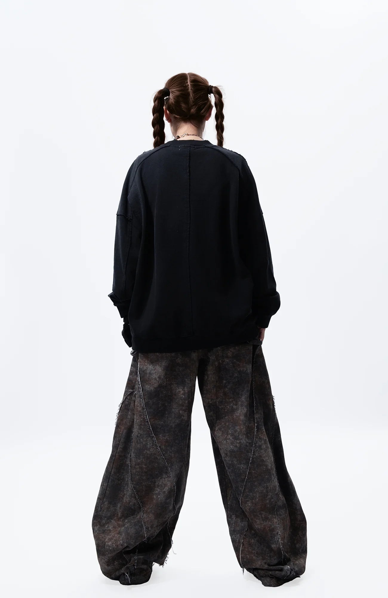 MOGONGSHE Distressed Detachable Drape Curved Panel Jeans