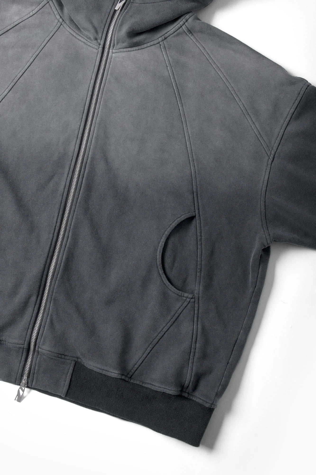RELABEL Gradient Washed Panel Hooded Jacket Black