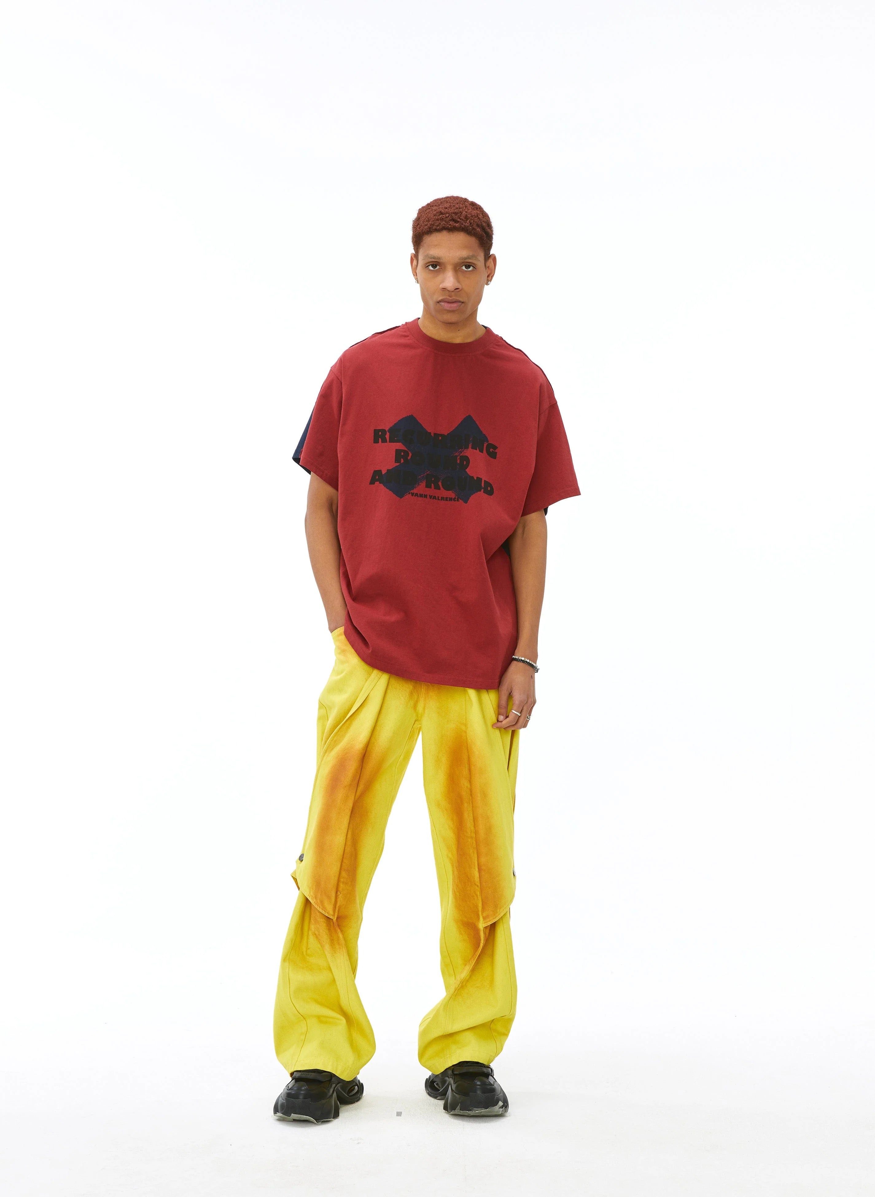 VANN VALRENCE Contrast Split Graphic T-Shirt