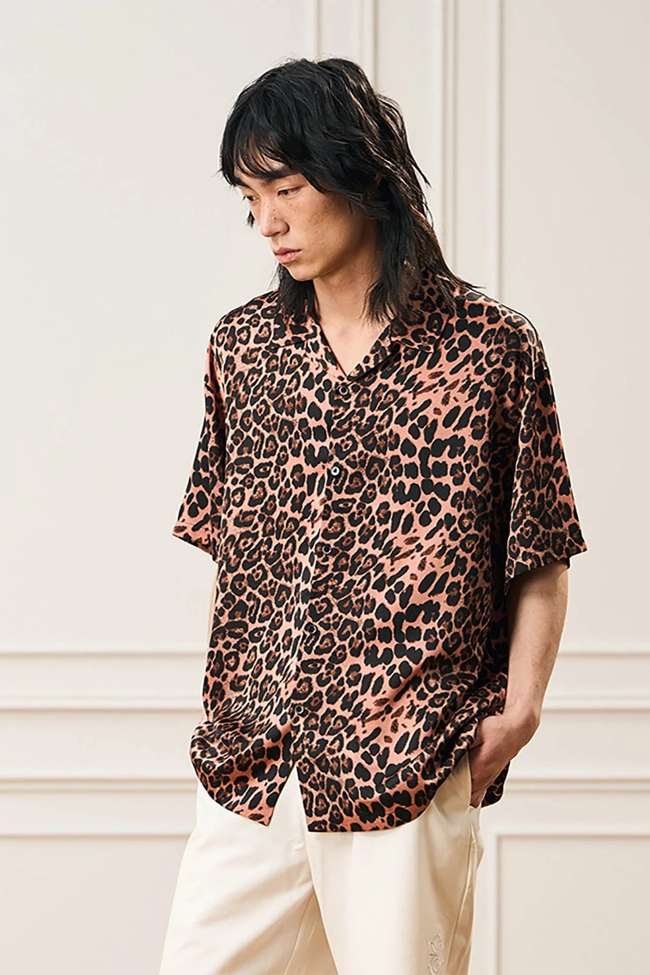 EPIC POETRY Leopard Cuban Half Shirt Pink
