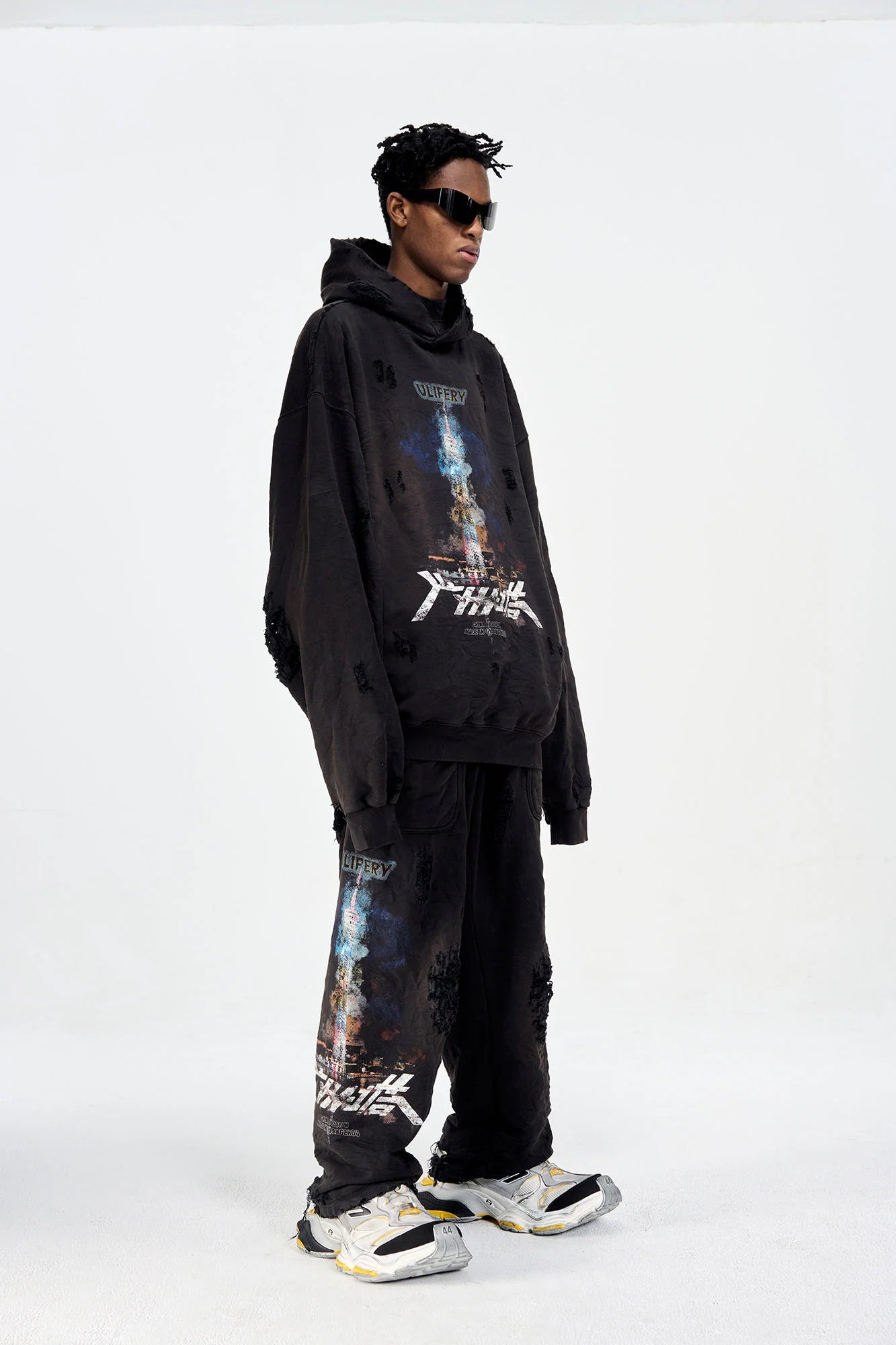ULIPERY Distressed Glow Crinkled Sweatpants