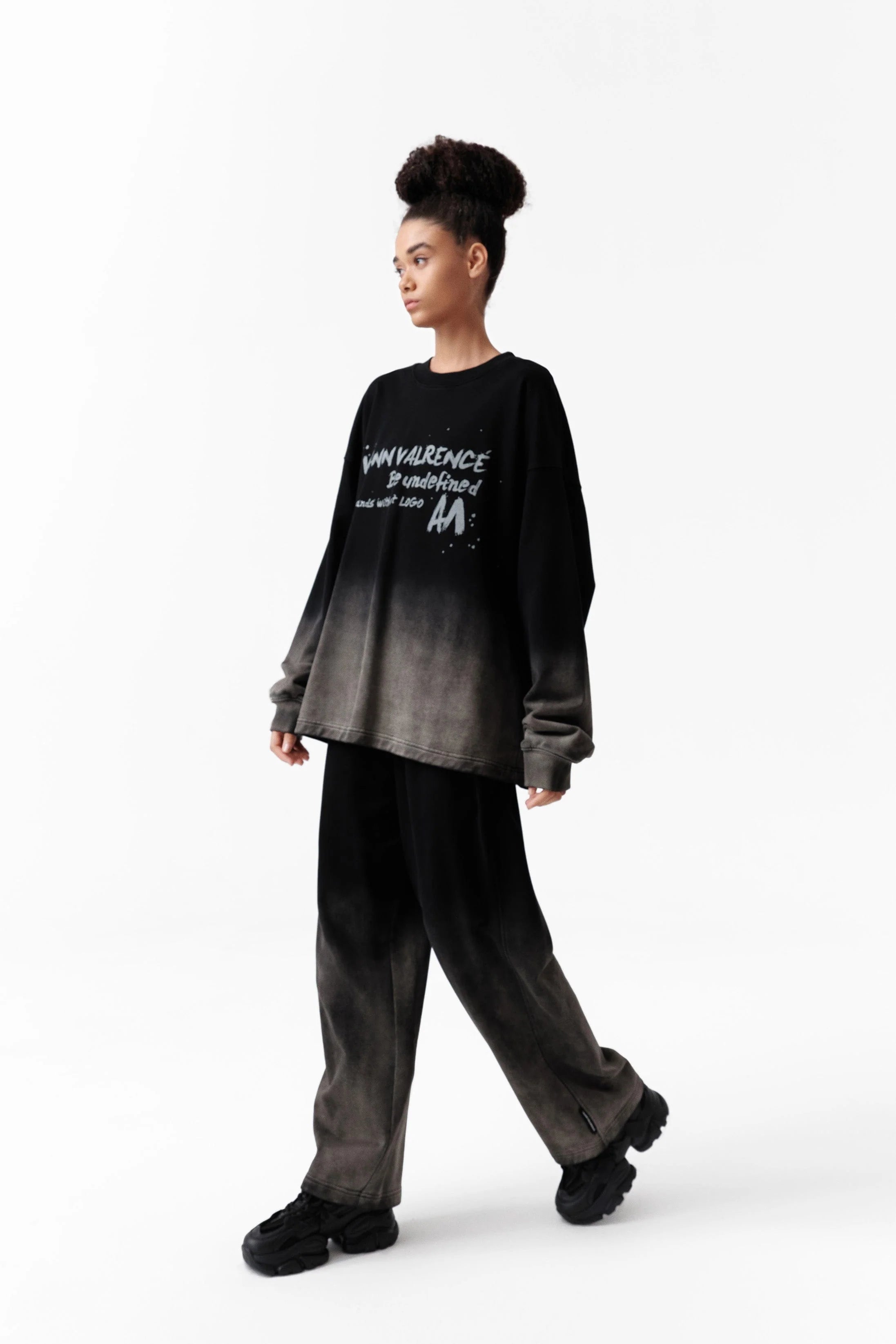 VANN VALRENCE Gradient Washed Oversized Sweatshirt