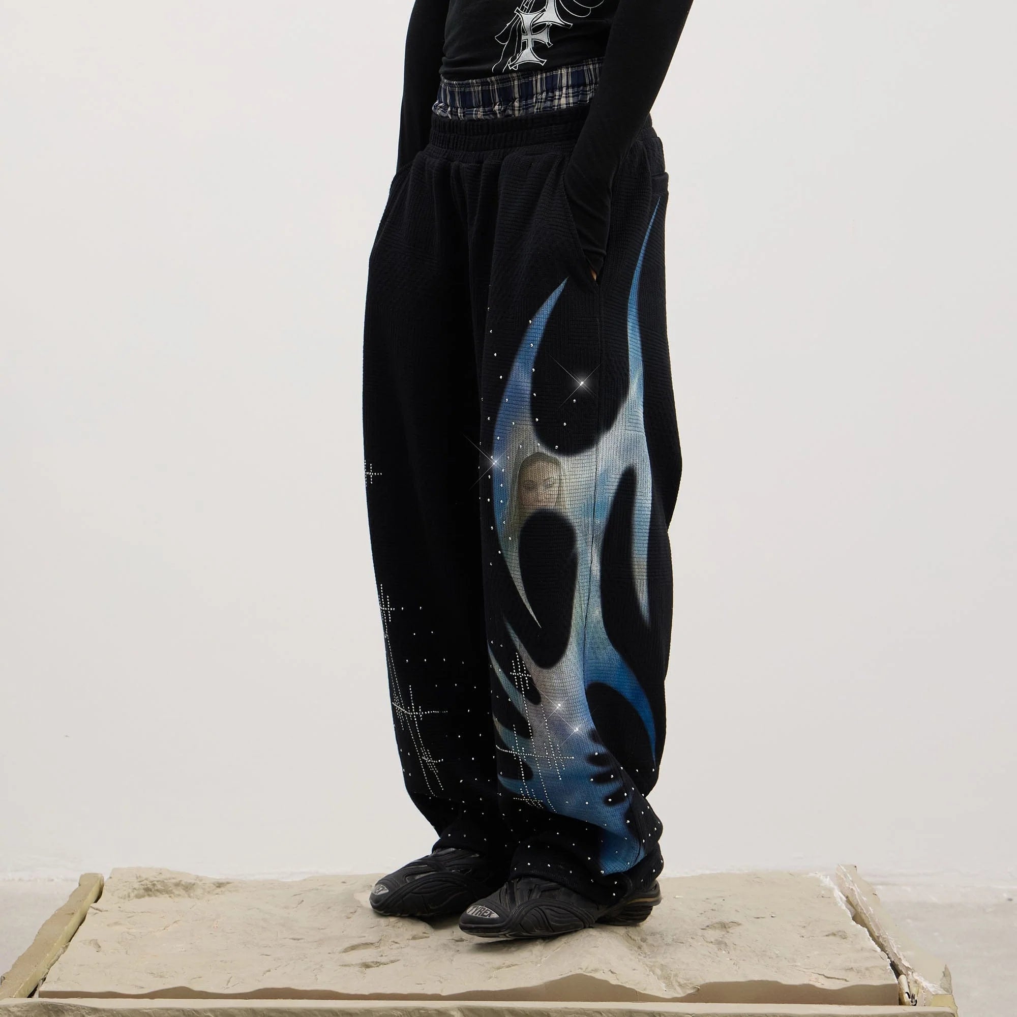 DND4DES Virgin Mary Graphic Rhinestone Sweatpants