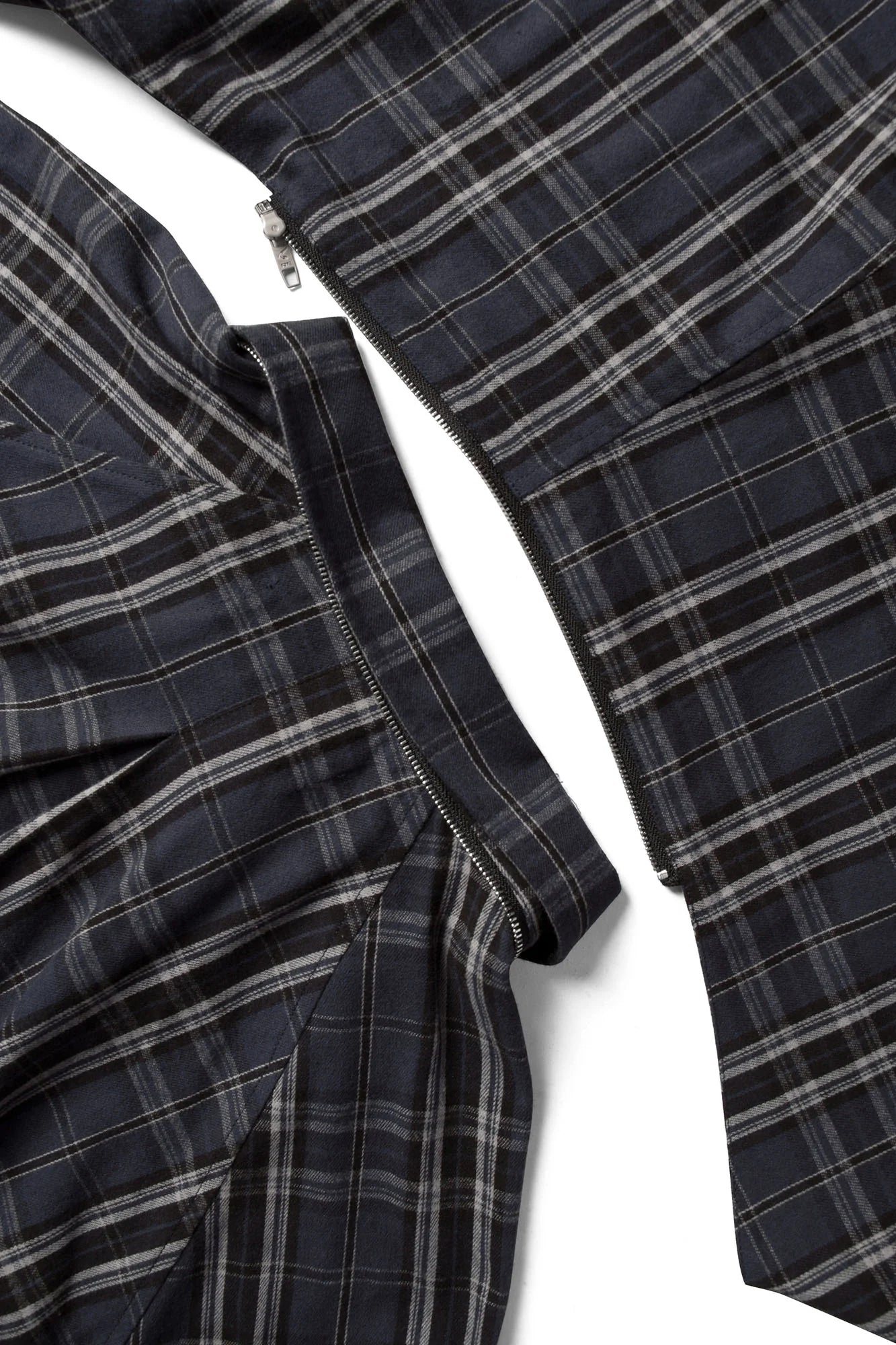 RELABEL Detachable Hood Multi-Zip Plaid Oversized Shirt