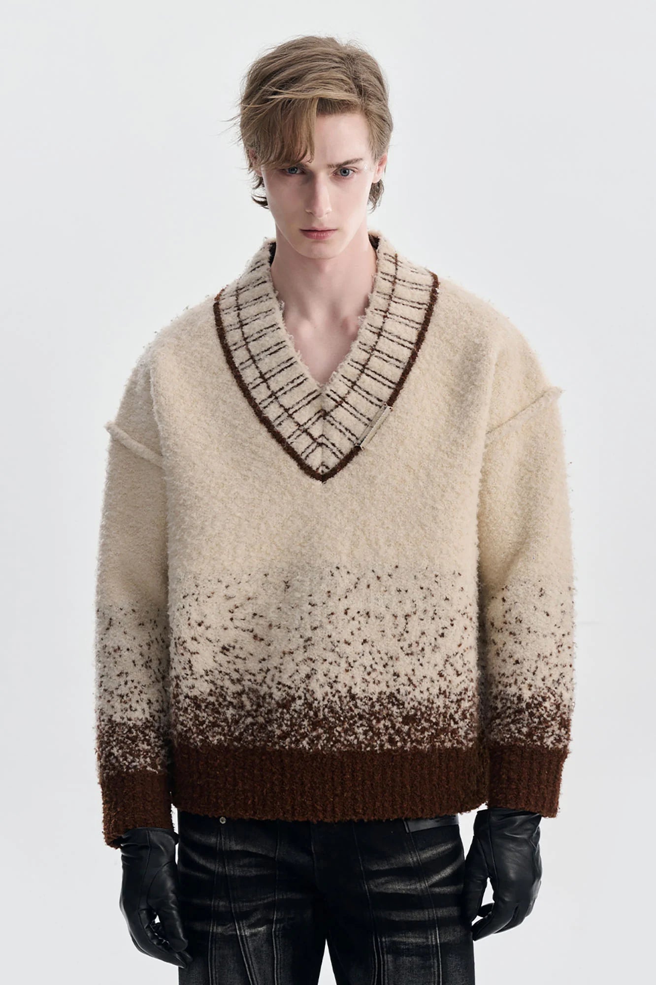 TIWILLTANG Gradient Wool V-Neck Sweater