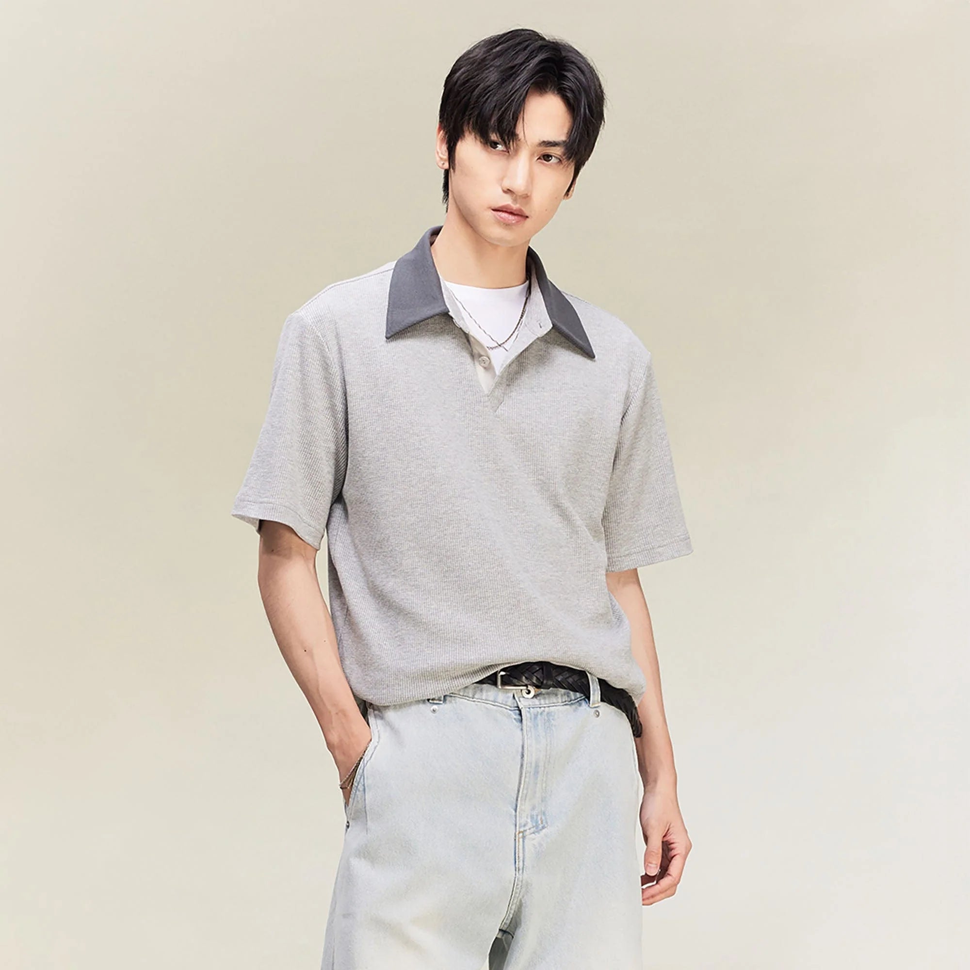 ALVNG AR ANTS Contrast Collar Waffle Knit Polo Shirt