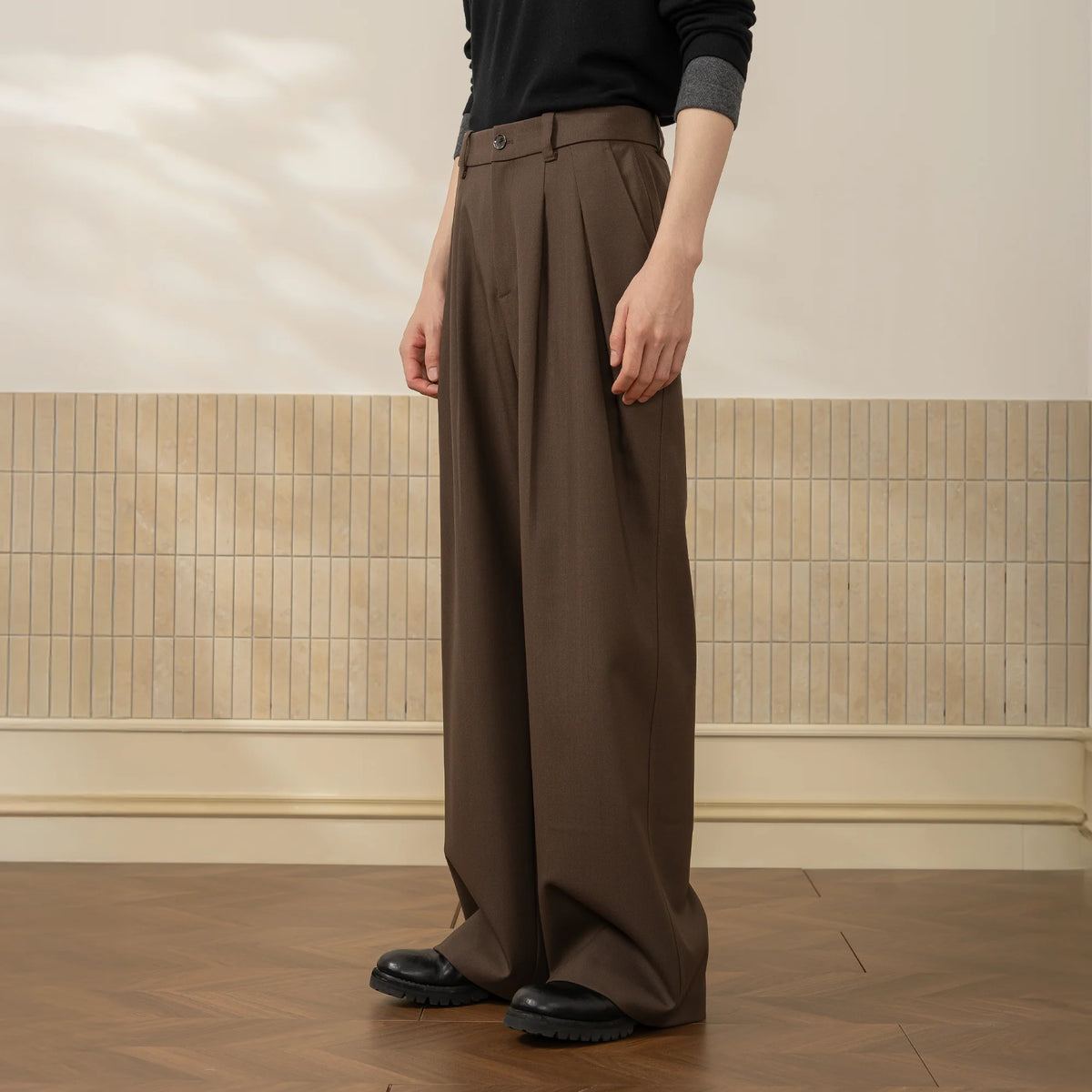 MOITIEDEPETALE Wool-Blended Pleats Trousers