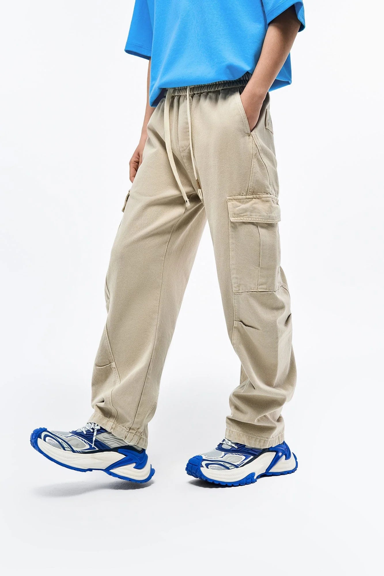 OVERLAPS Multi-Pocket Utility Curved Cargo Pants
