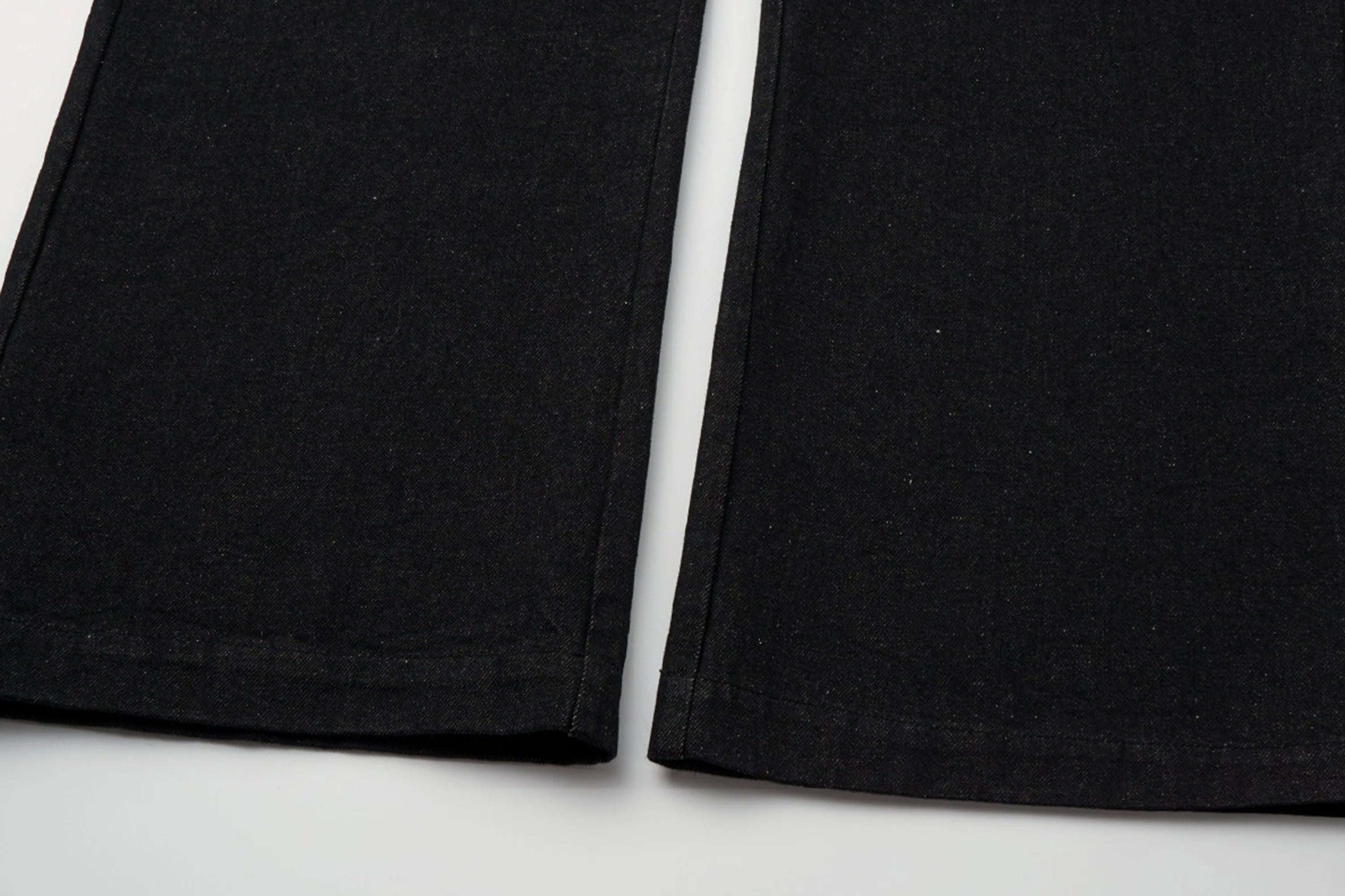 ALVNG AR ANTS Pleated Straight-Leg Denim Trousers
