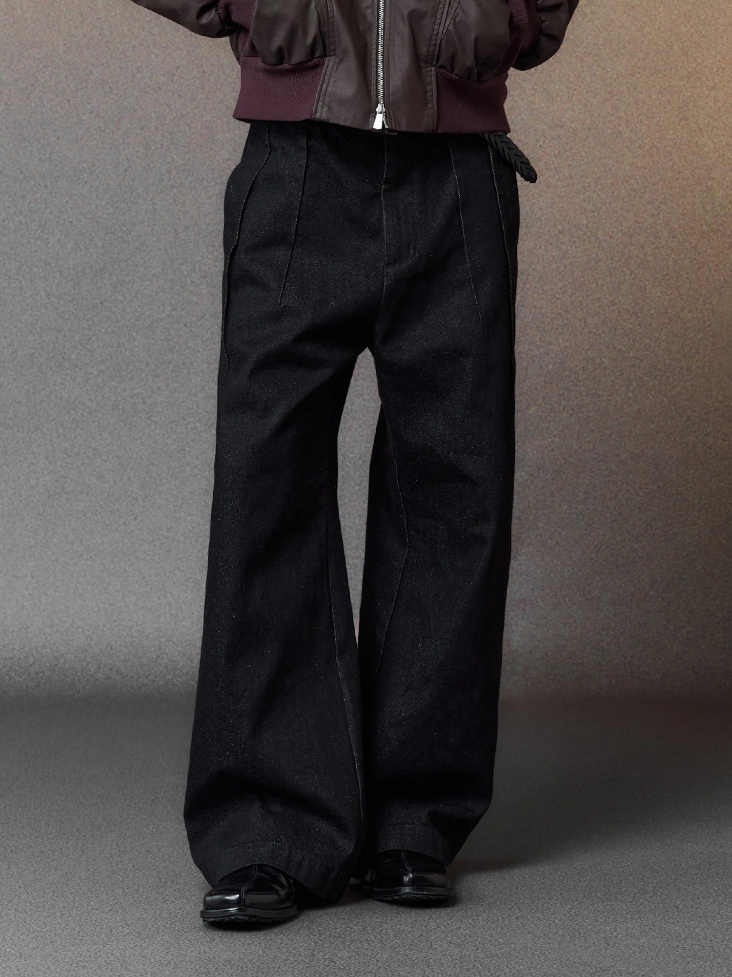 ALVNG AR ANTS Pleated Straight-Leg Denim Trousers