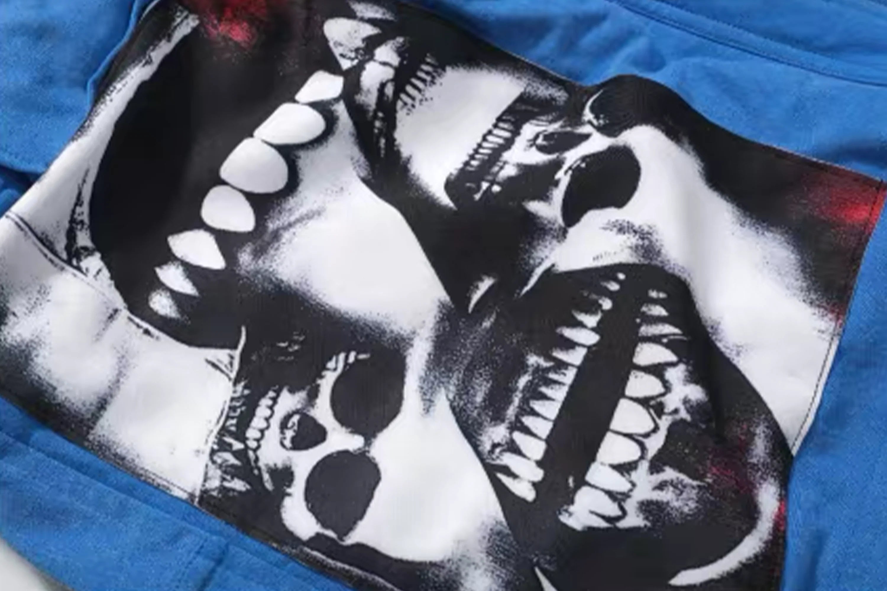 NOTHINGNESS WORLD Adjustable Skull Graphic Oversized Shoulder Bag