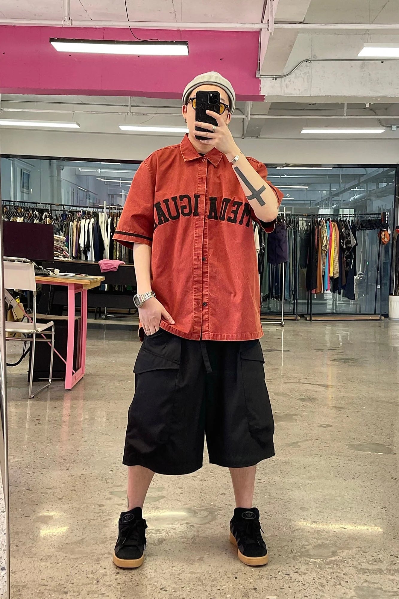 ME DA IGUAL Multi-Pocket Oversized Utility Shorts