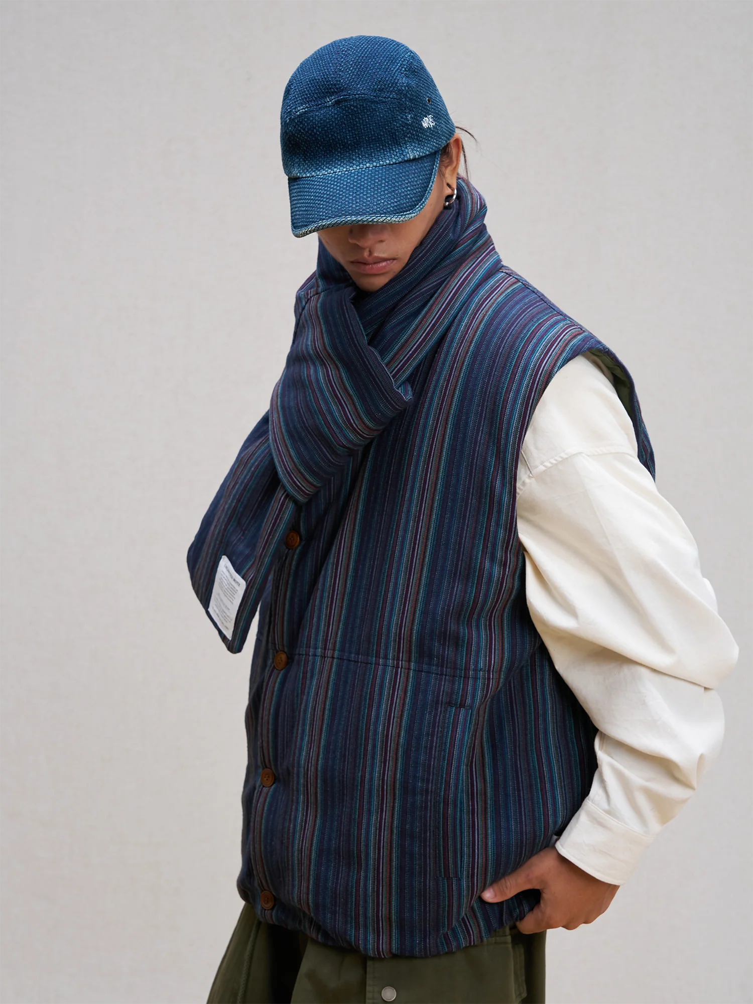 UNLIMITED MOTE Striped Padded Scarf
