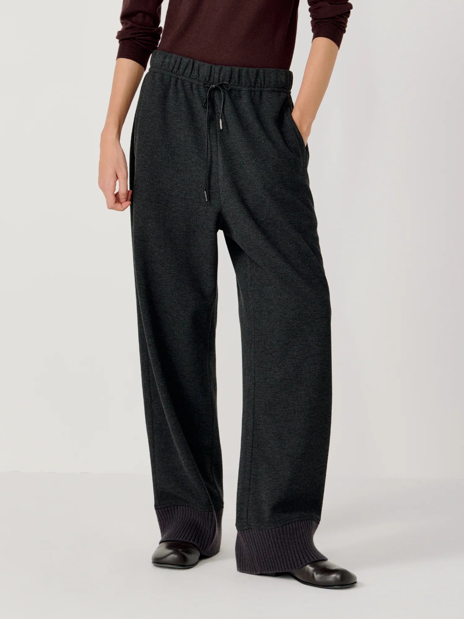 OPICLOTH Ribbed-Hem Drawstring Knit Trousers