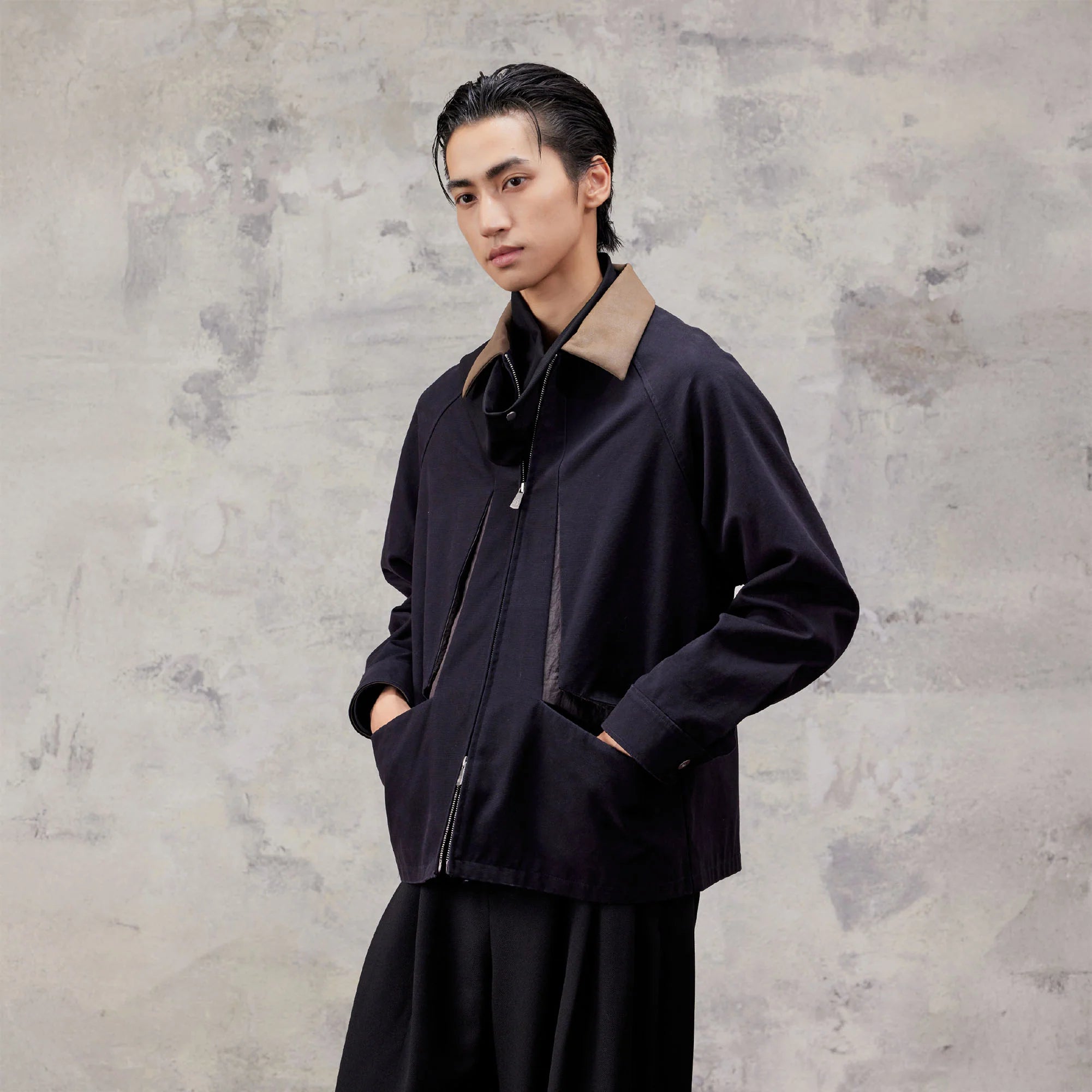 ALVNG AR ANTS Contrast Faux-Leather Collar Jacket