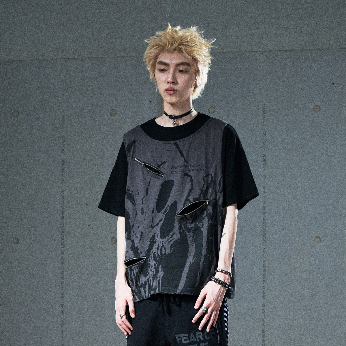 VENTUREK Washed Horror Graphic Layered Multi-Zip Tee