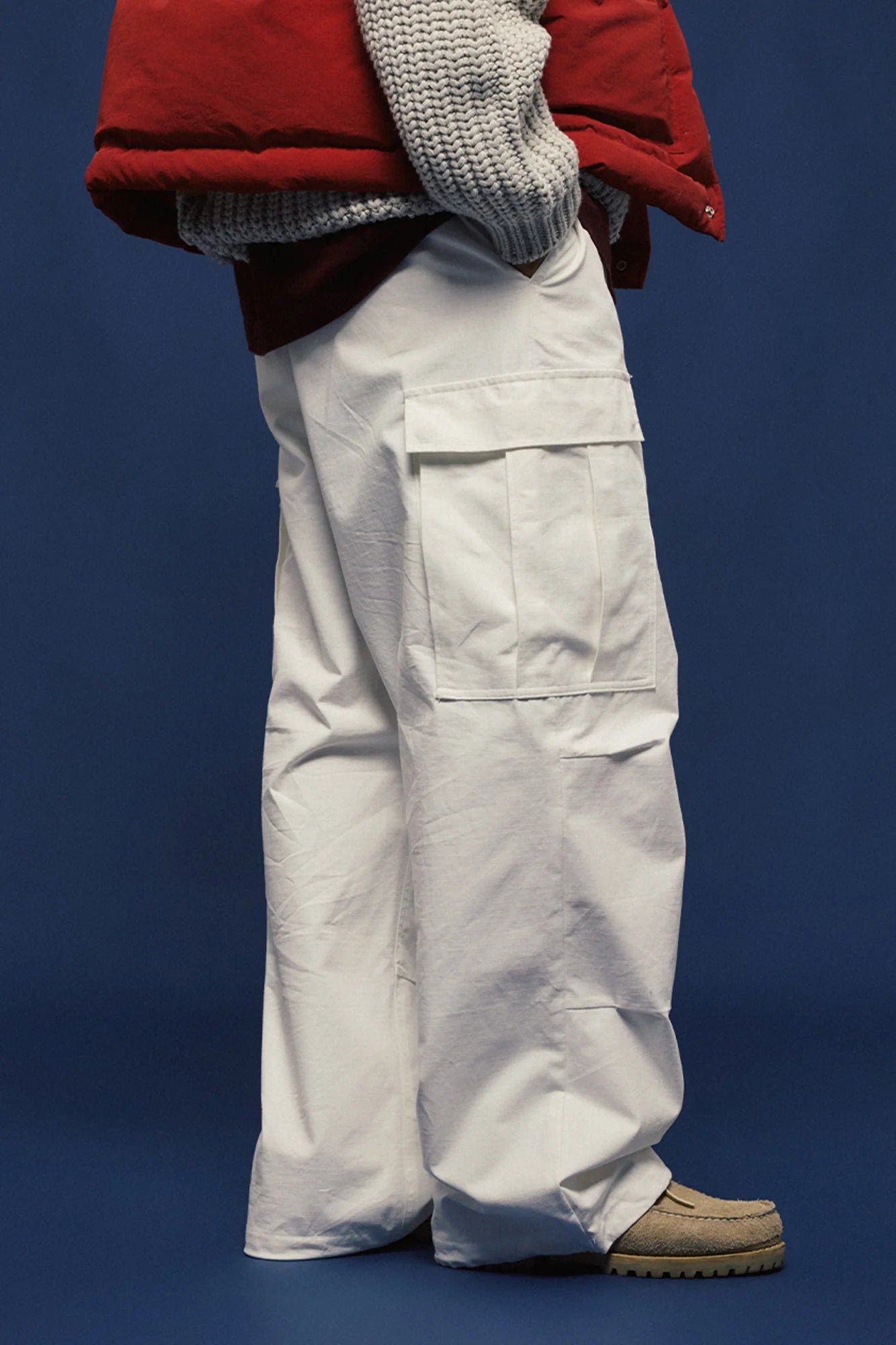 BANANA CLUB Multi-Pockey Pleated-Knee Cargo Pants