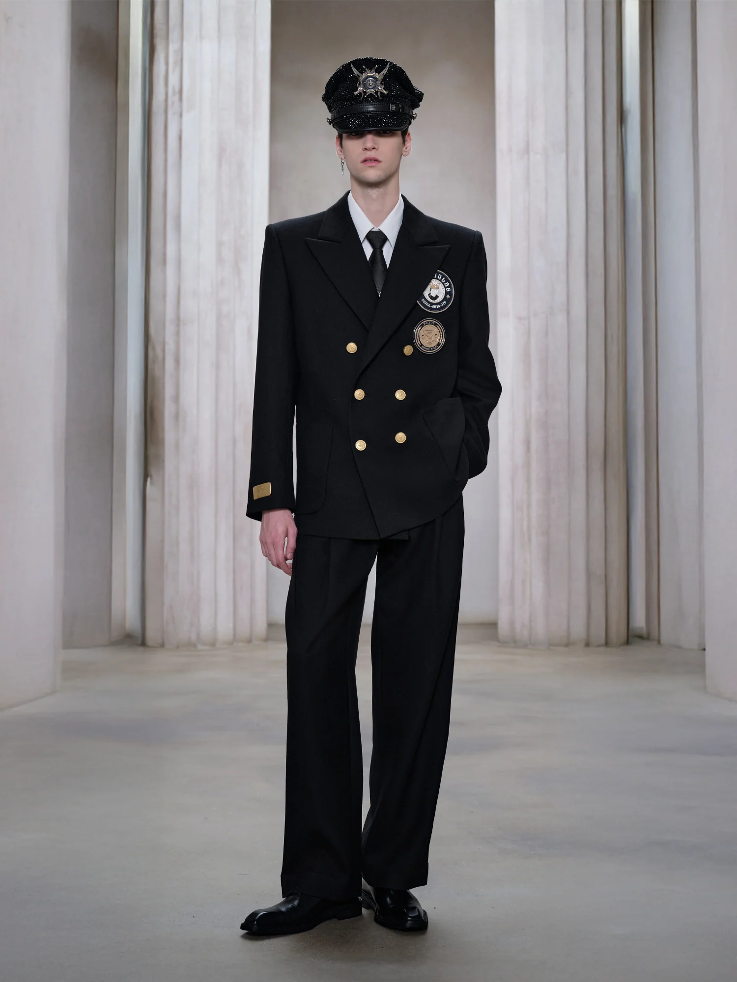 FACEONLAB Badge-Patch Double-Breasted Blazer