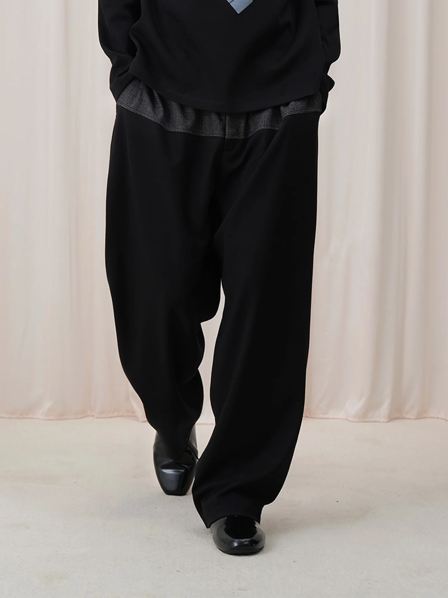OUYANG WENJUN Contrast Spliced Elastic-Waist Trousers