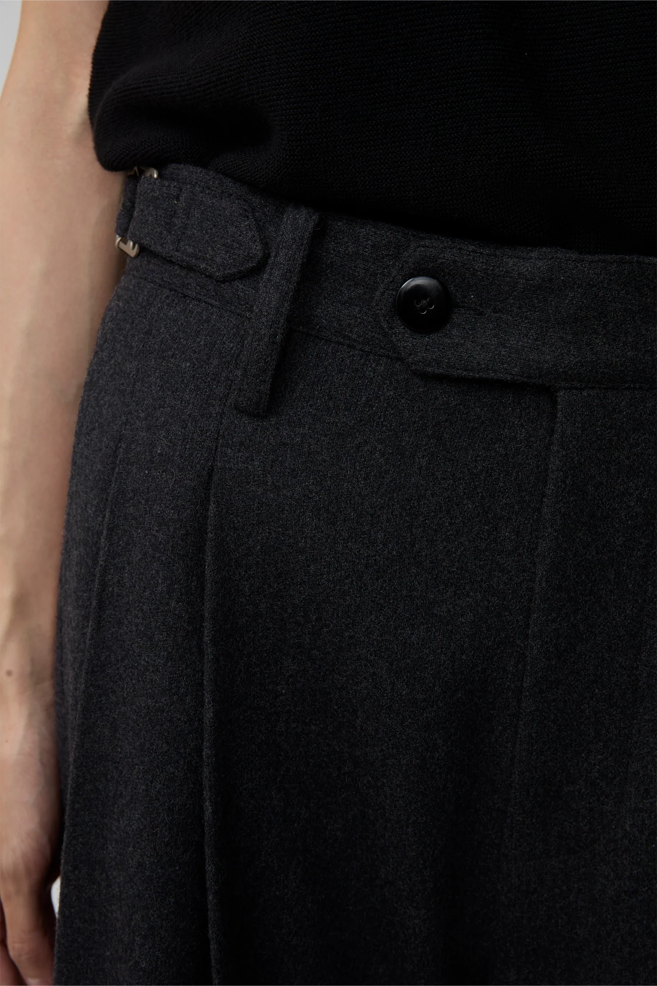 OPICLPOTH Wool-Blend Pleated Barrel Trousers