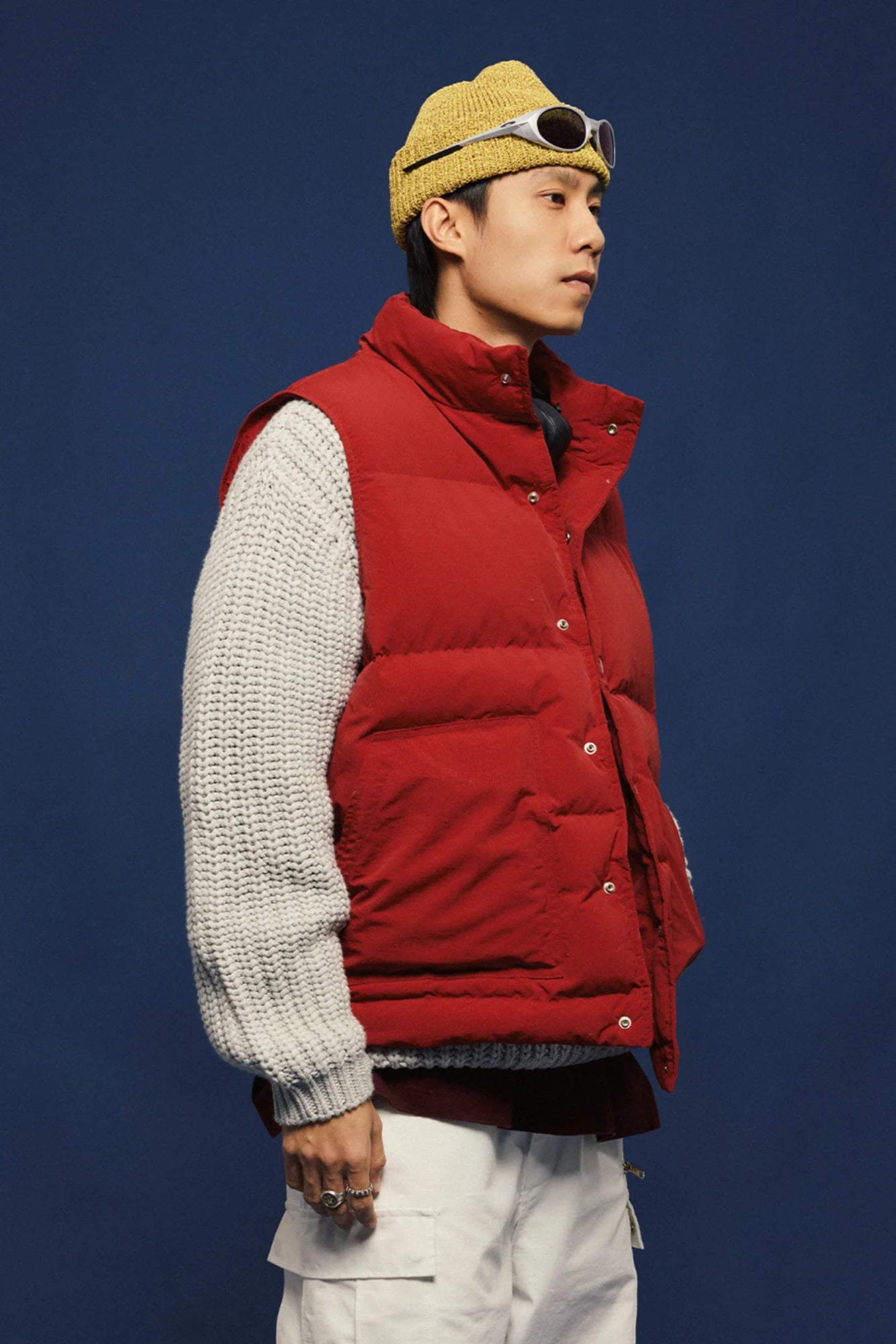 BANANA CLUB Essential Snap Down Vest