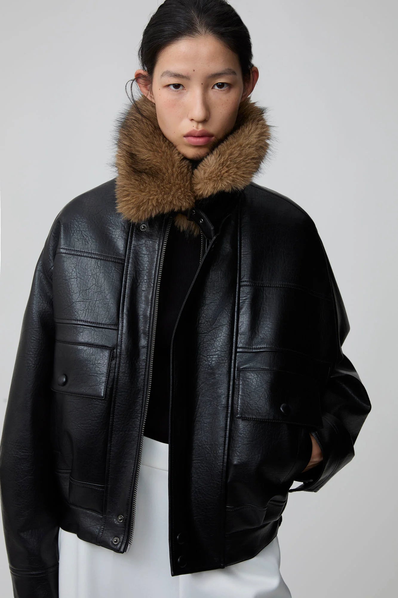 OPICLOTH Detachable Faux Fur-Collar PU Bomber