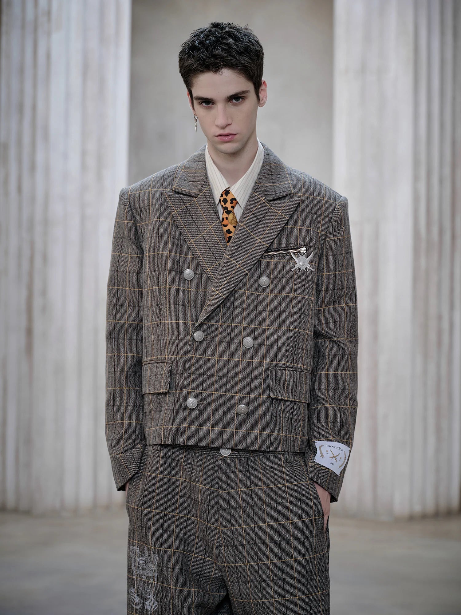 FACEONLAB Plaid Double-Breasted Blazer