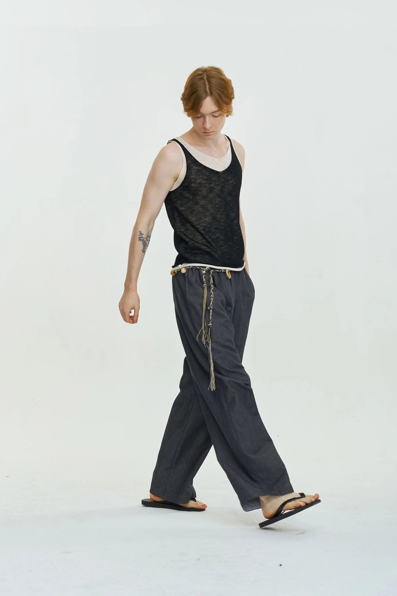 LEONSENSE Contrast Layered V-Neck Knit Tank Top