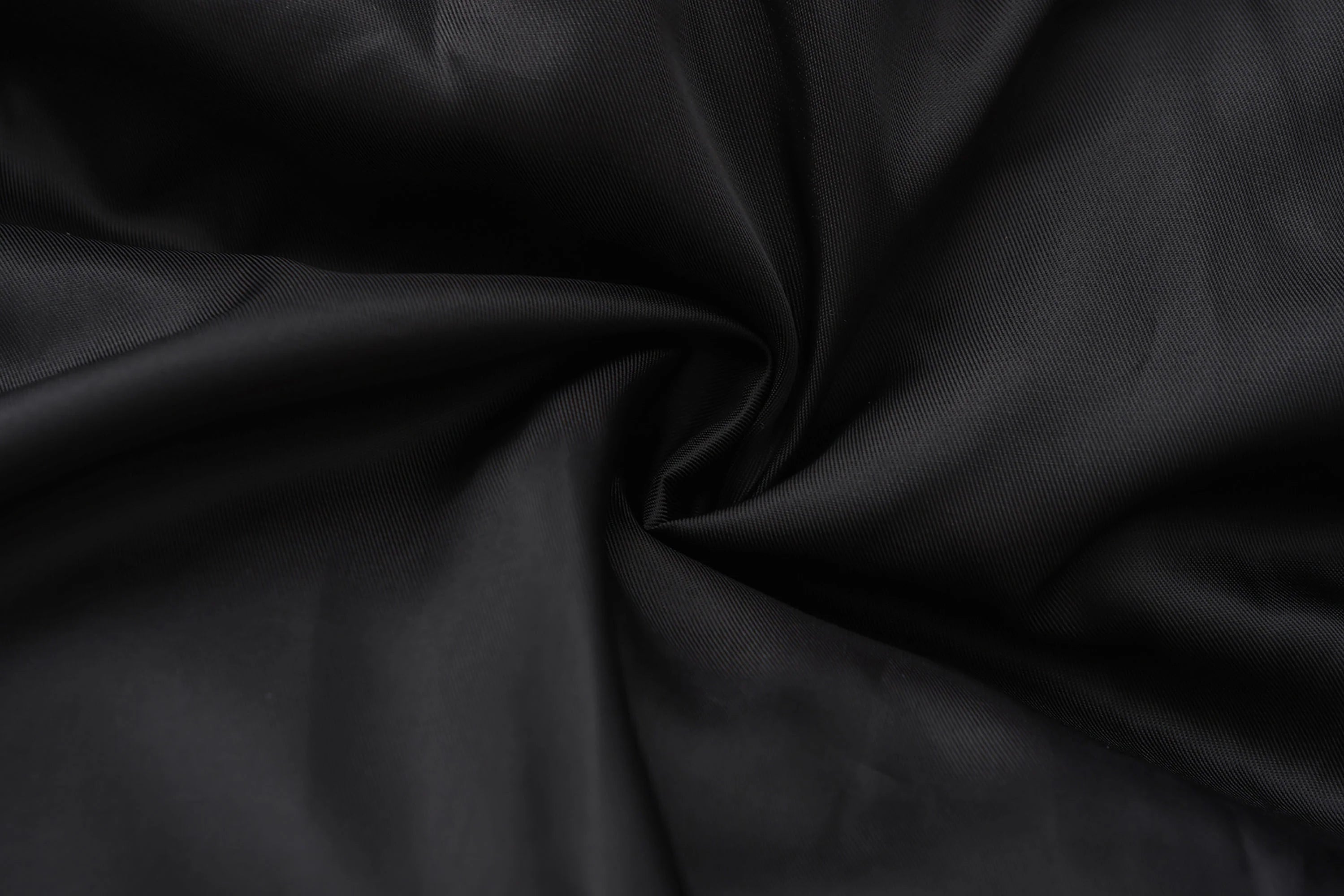 EGOFETCH Essential Cropped Puffer Jacket
