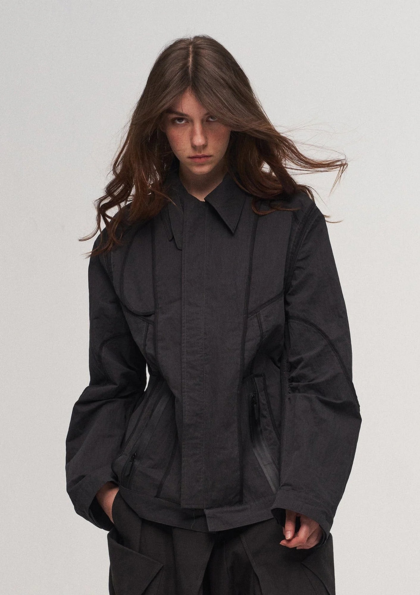 ILNya Nieternite Nifutur Panel Wrinkle Reversible Jacket
