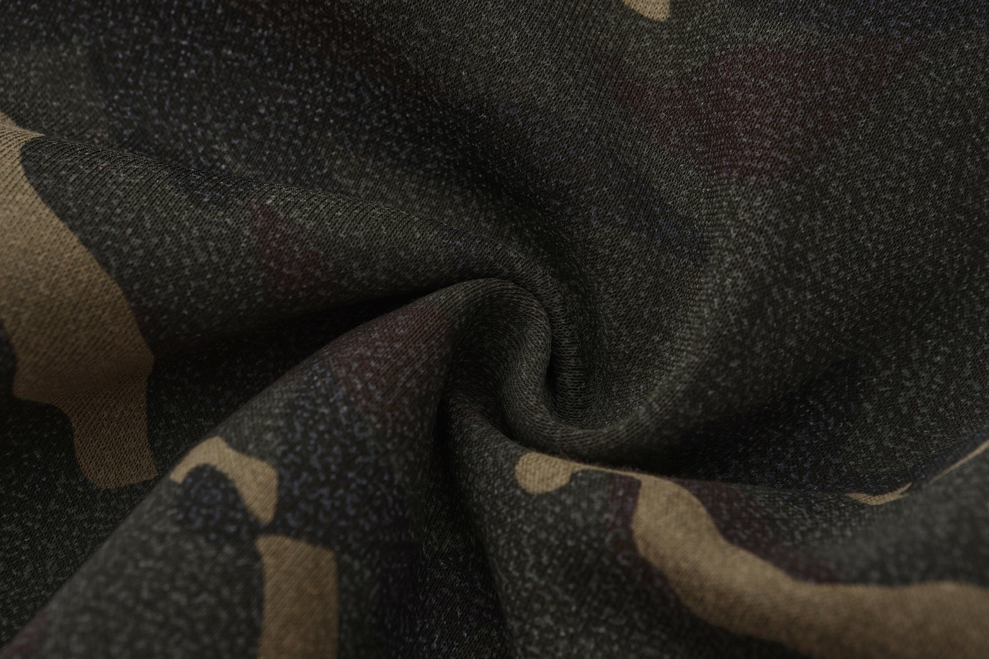 LUUUCAM Classic Camo Bomber Jacket