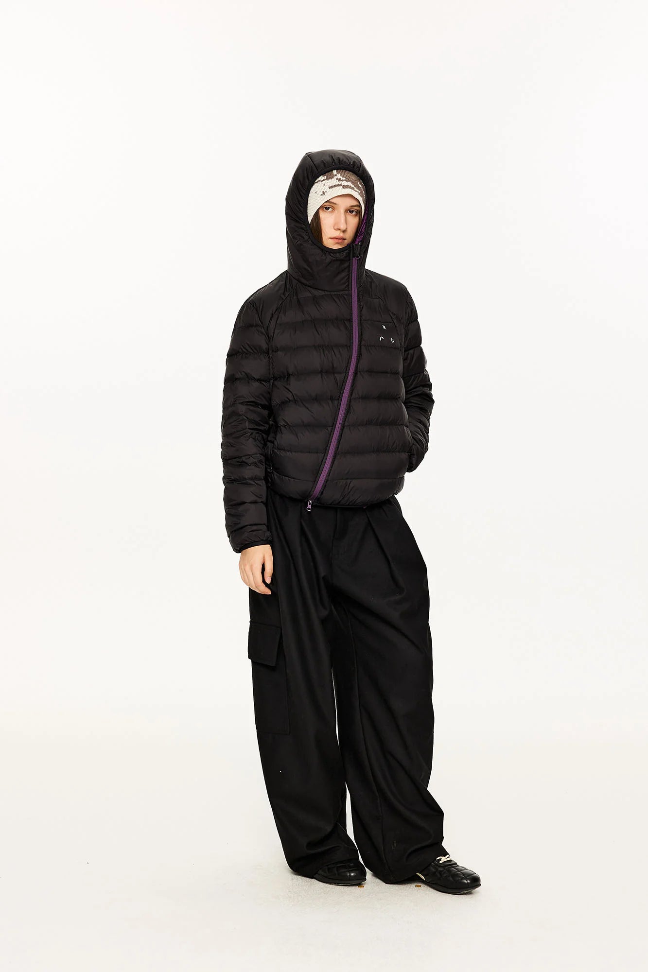KREATE Asymmetric Contrast Light Down Jacket
