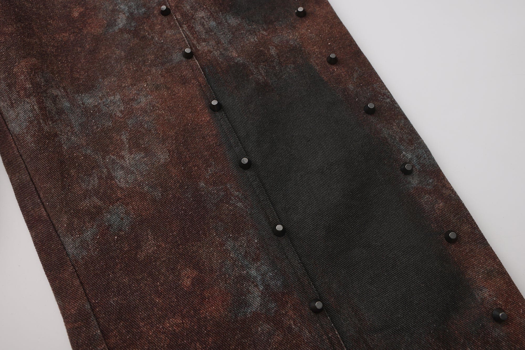 VANN VALRENCE Dirty Fit Studded Straight-Leg Jeans