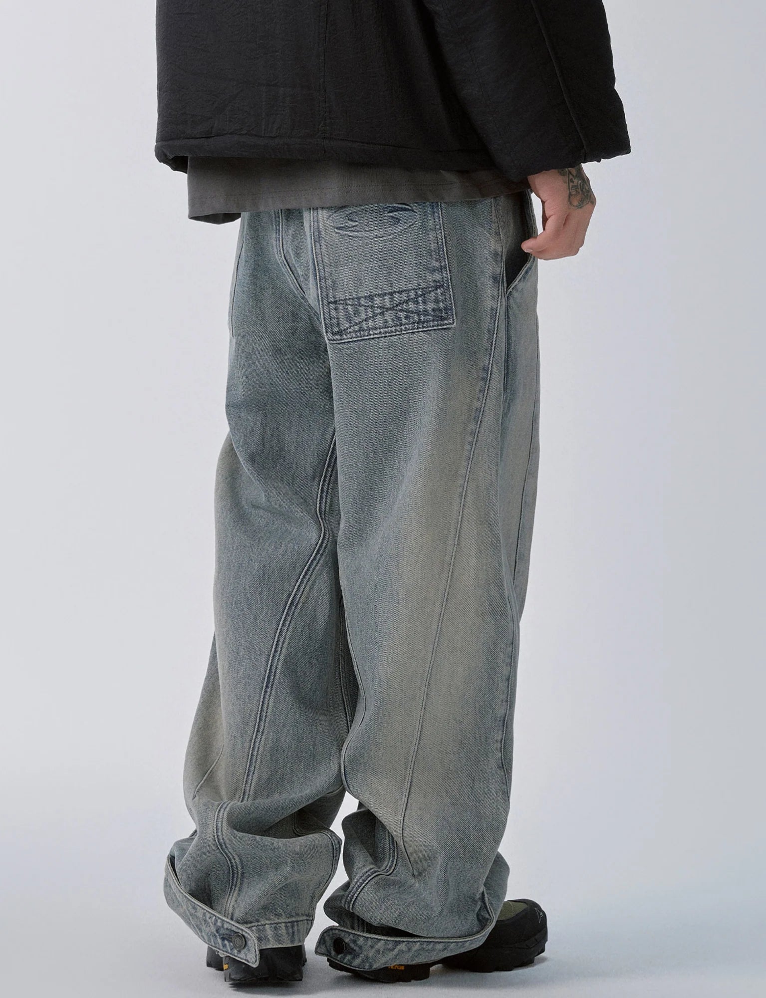 F2CE Washed Panel Adjustable-Hem Denim Pants