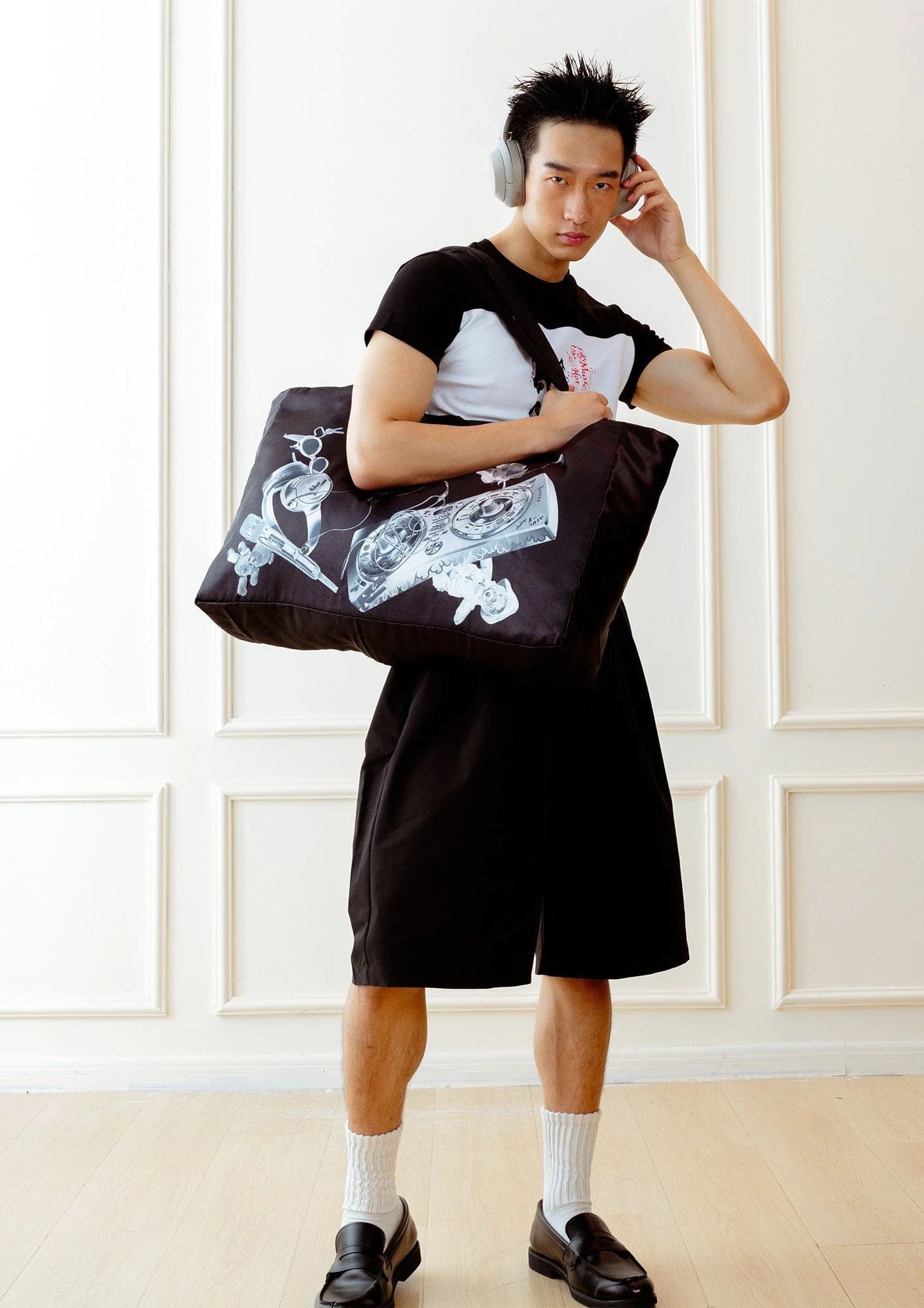 KADAKADA x AXIS Dual-Persona Graphic Reversible Tote Bag