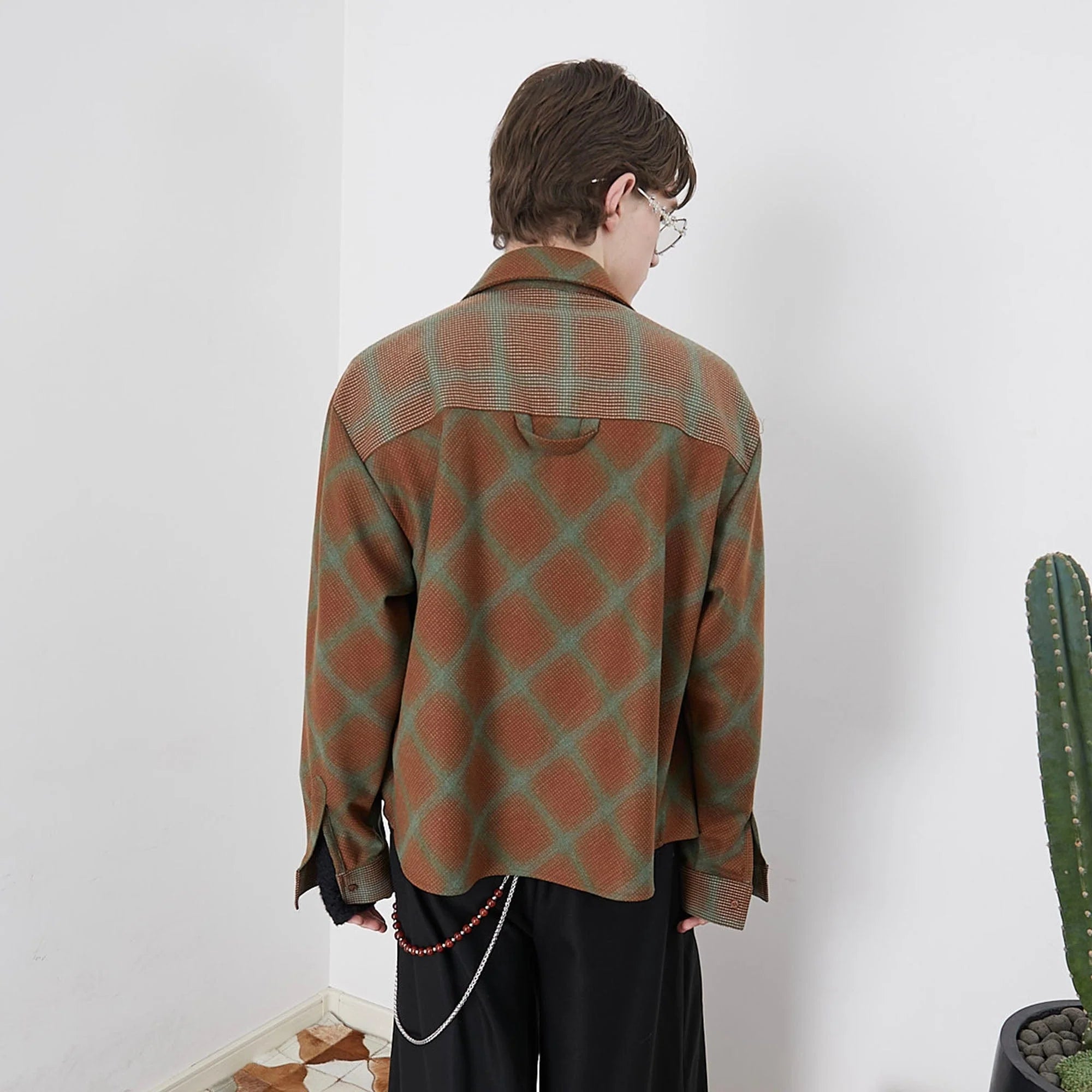 ASSEEN Symmetrical Star Patch Diamond Check Shirt